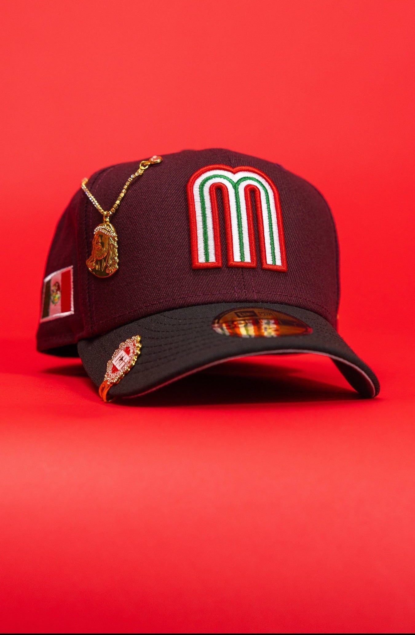 NEW ERA EXCLUSIVE 59FIFTY BURGUNDY/BLACK 2026 WBC MEXICO W/ "MEXICAN FLAG" SIDE PATCH