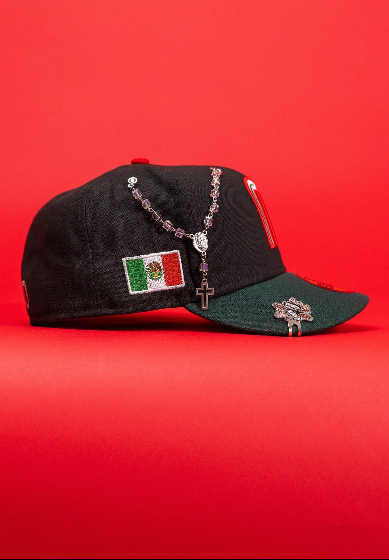 NEW ERA EXCLUSIVE 59FIFTY BLACK/FOREST GREEN 2026 WBC MEXICO W/ "MEXICAN FLAG" SIDE PATCH