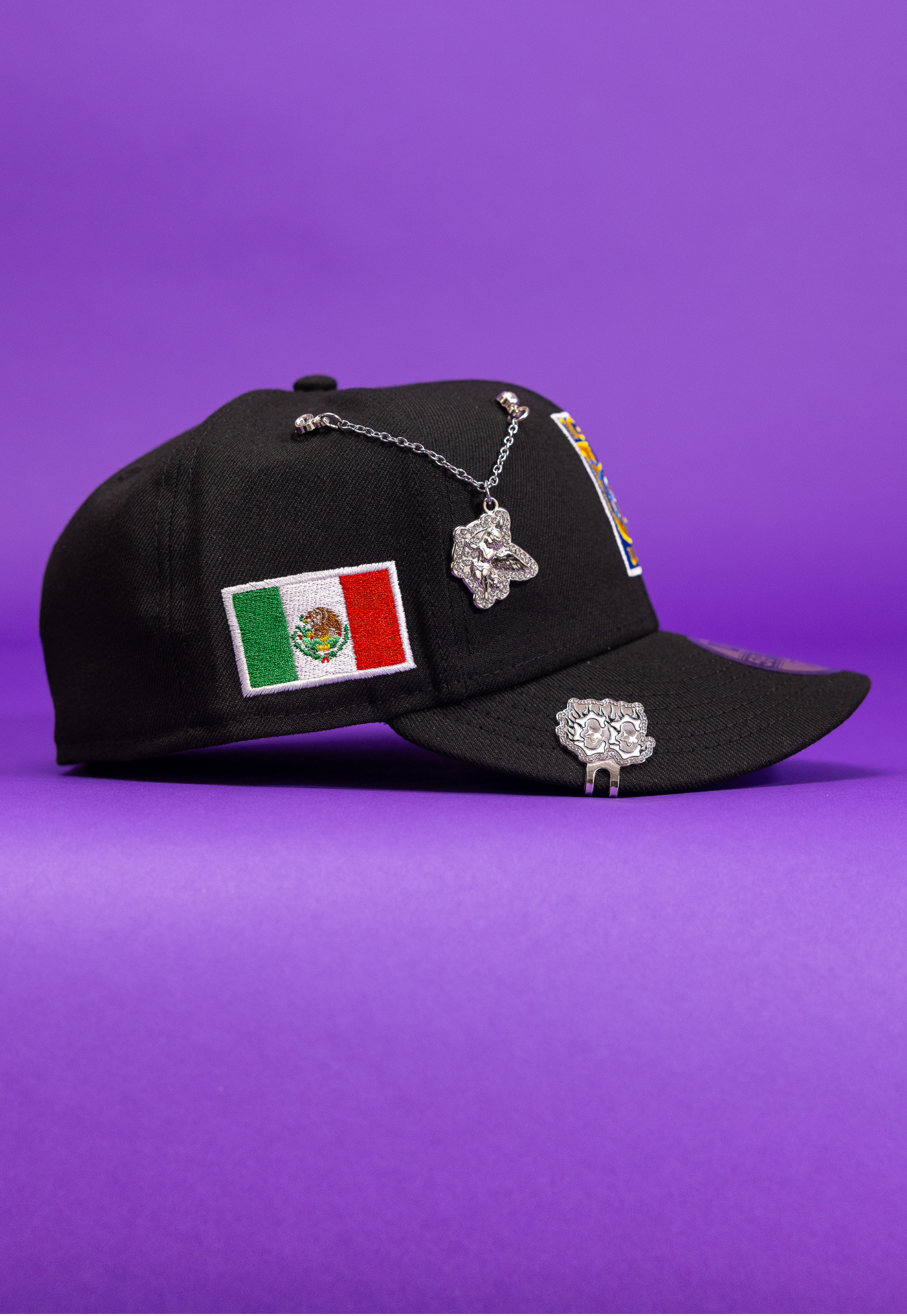 New Era Exclusive 59Fifty BlackClub Tigres Uanl W/ Mexico Flag Side Patch