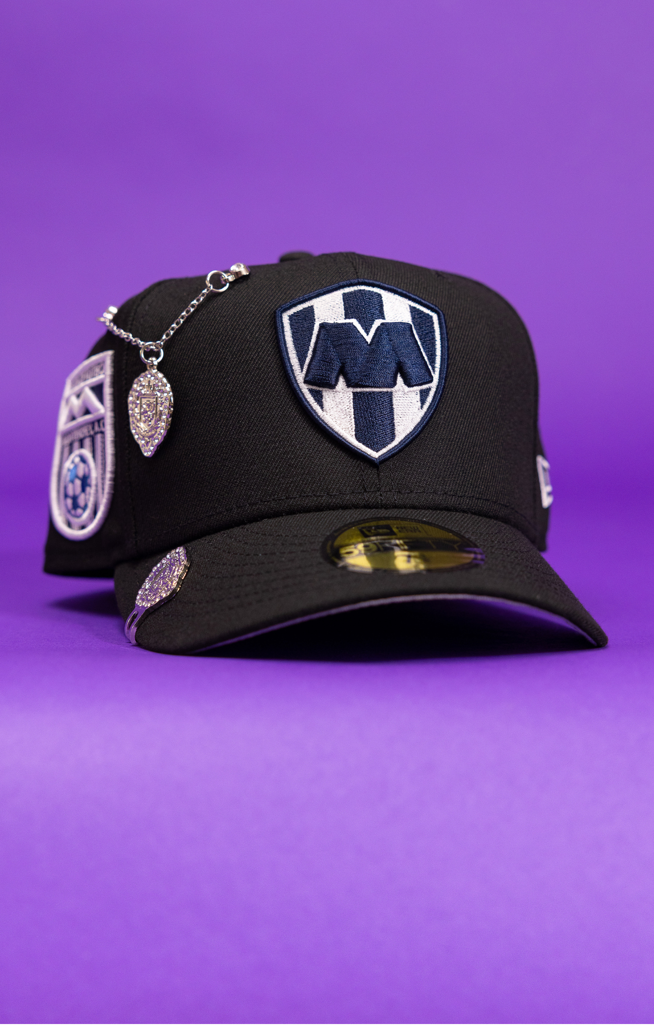 New Era Exclusive 59Fifty Black Club Monterrey W/ Club De Futbol Monterrey Side Patch