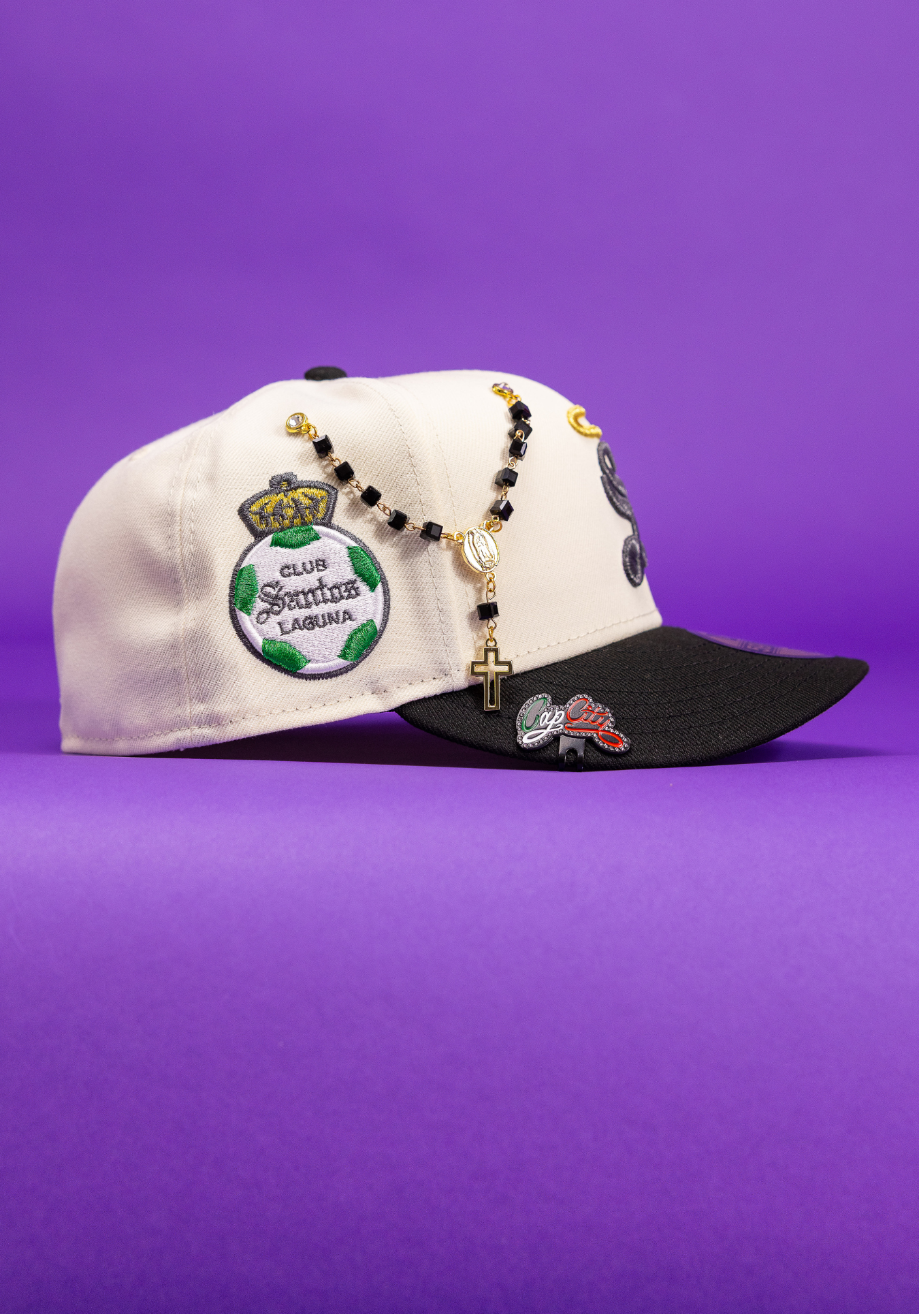 New Era Exclusive 59Fifty Chrome/Black Santos Laguna W/ Club Santos Laguna Side Patch