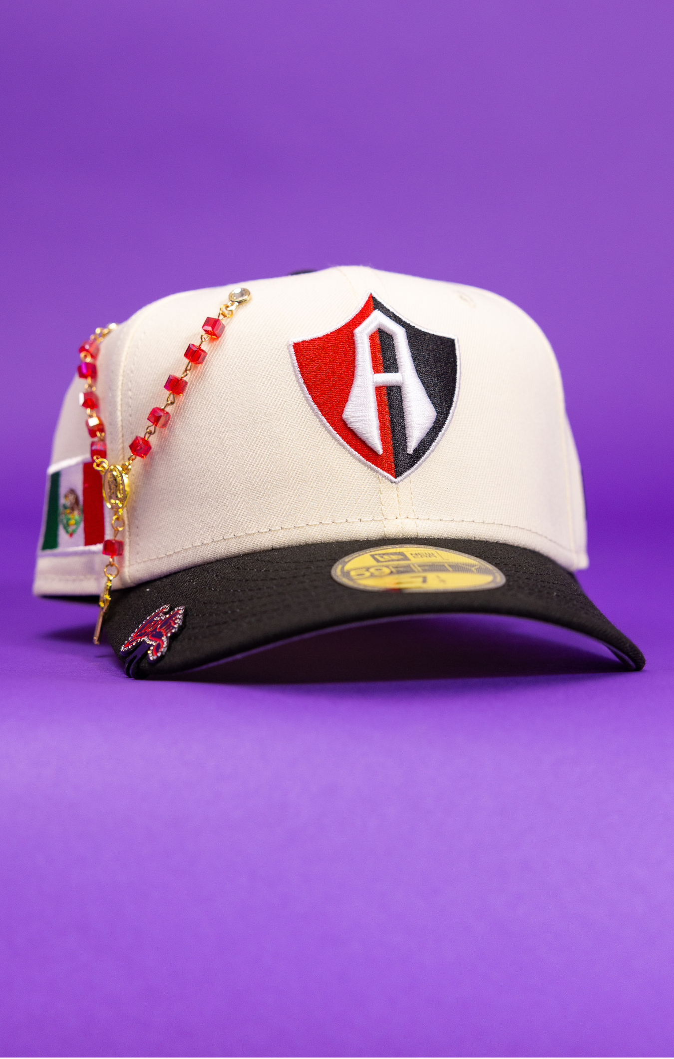 New Era Exclusive 59Fifty Chrome/Black Atlas De Guadalajara W/ Mexico Flag Side Patch