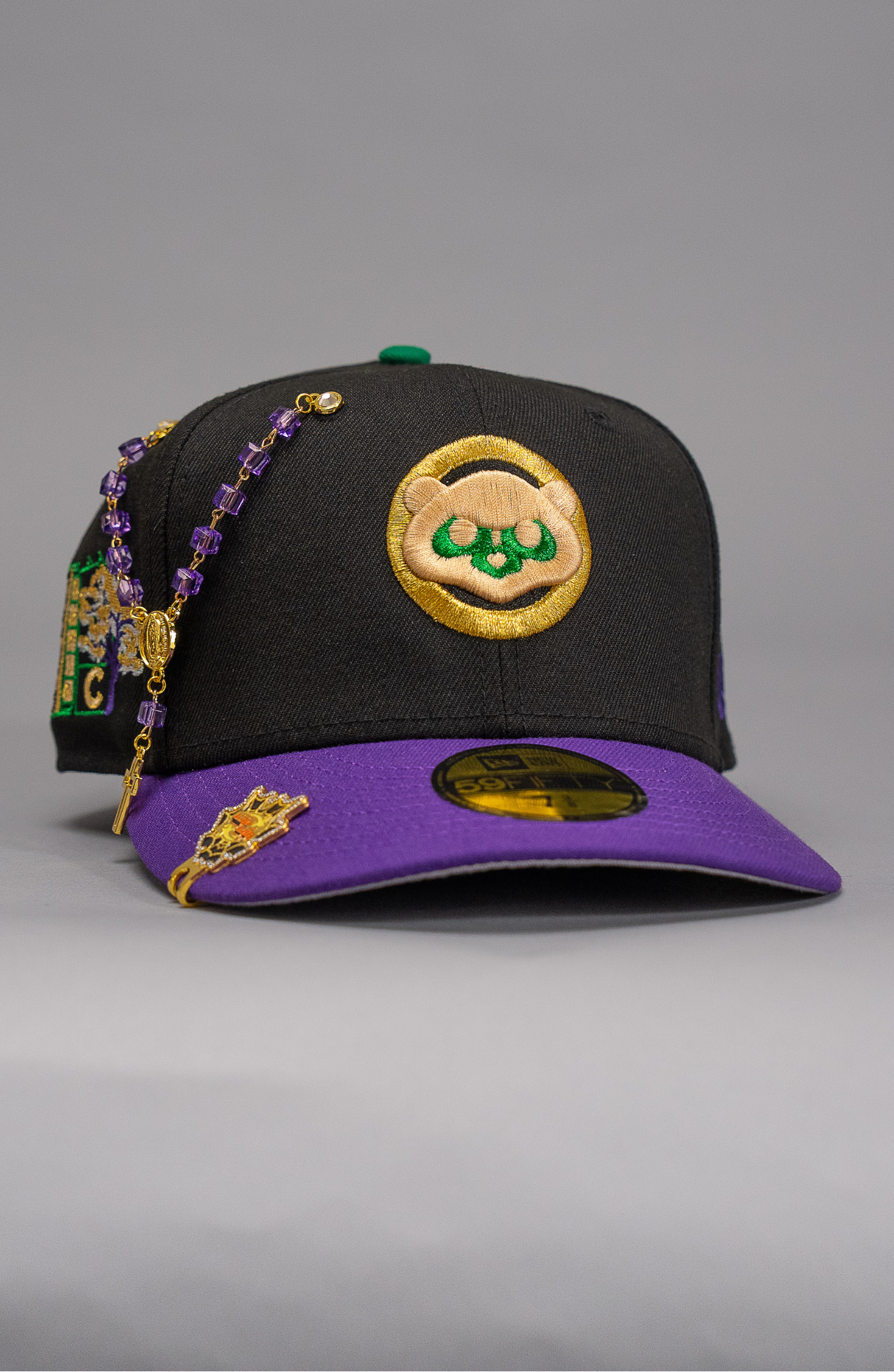 New Era Exclusive 59Fifty Black/Purple Chicago Cubs W/ Tokyo Series Side Patch
