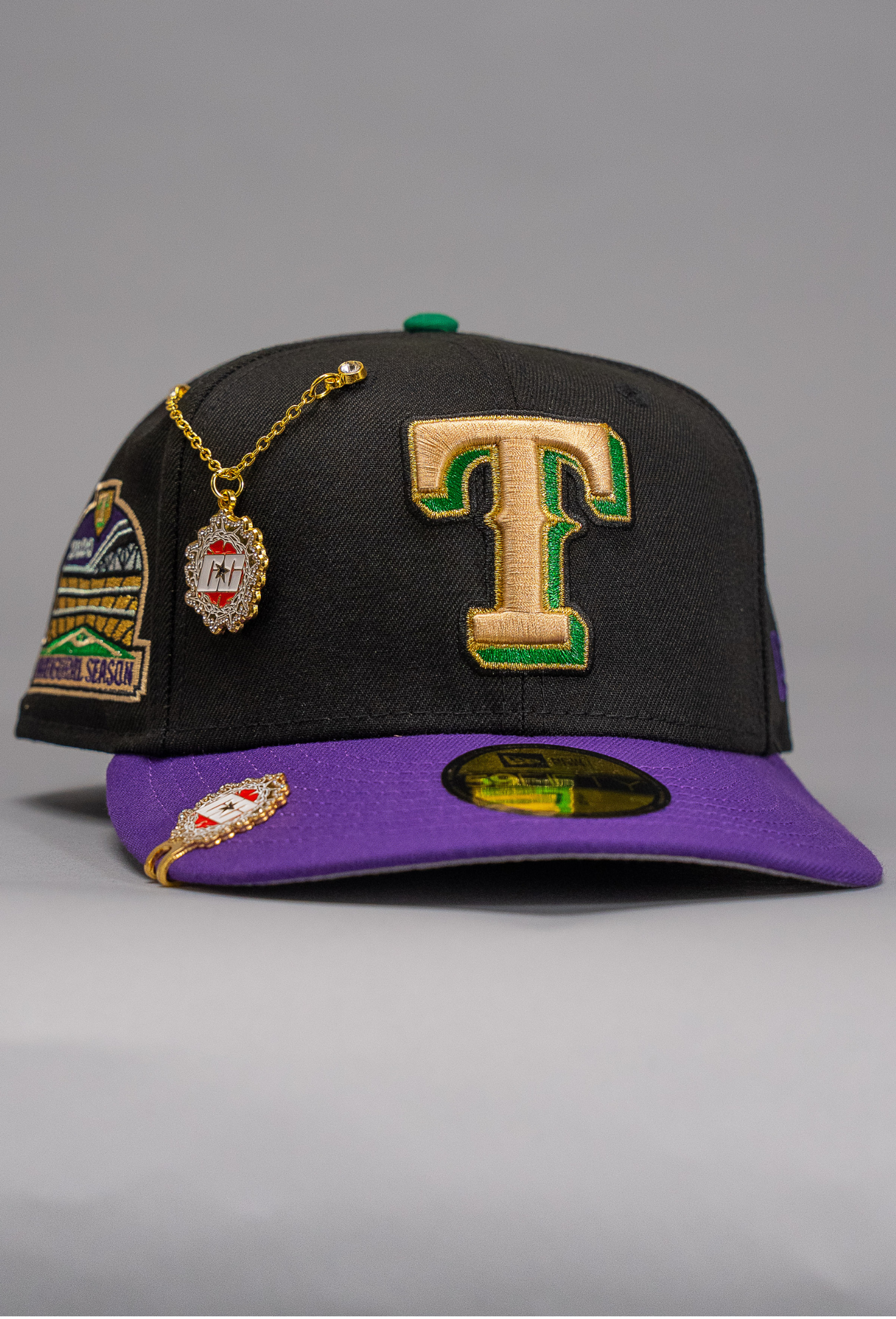 New Era Exclusive 59Fifty Black/Purple Texas Rangers W/ Inaugural Season Side Patch