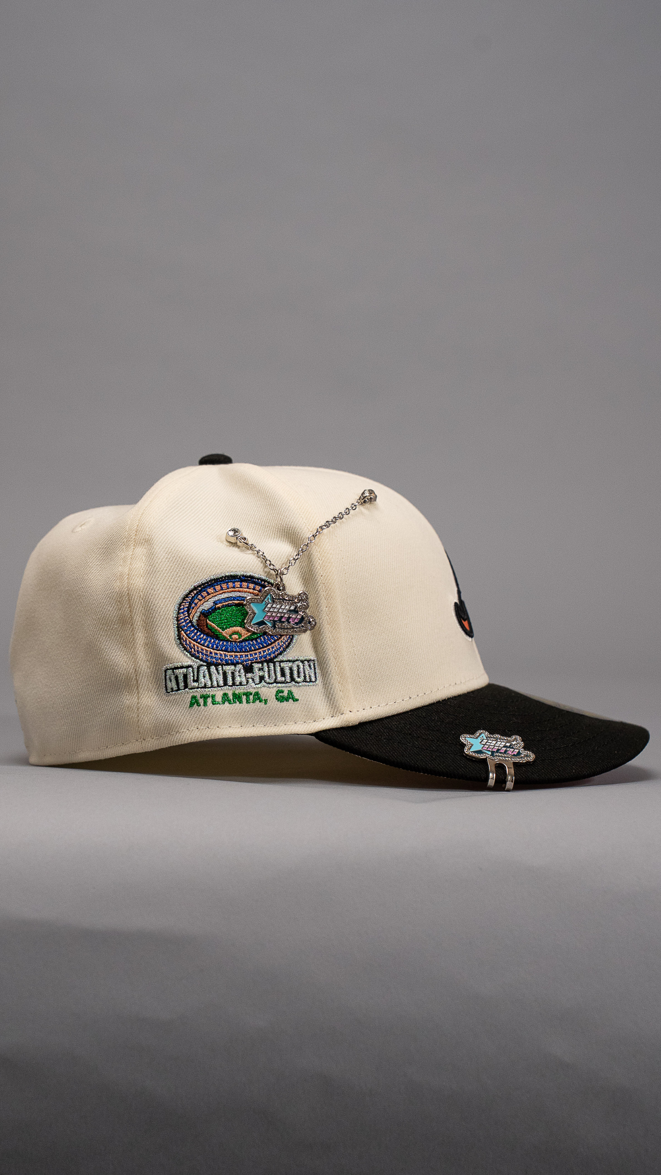 New Era Exclusive 59Fifty Chrome/Black Atlanta Braves W/ Atlanta-Fulton Side Patch