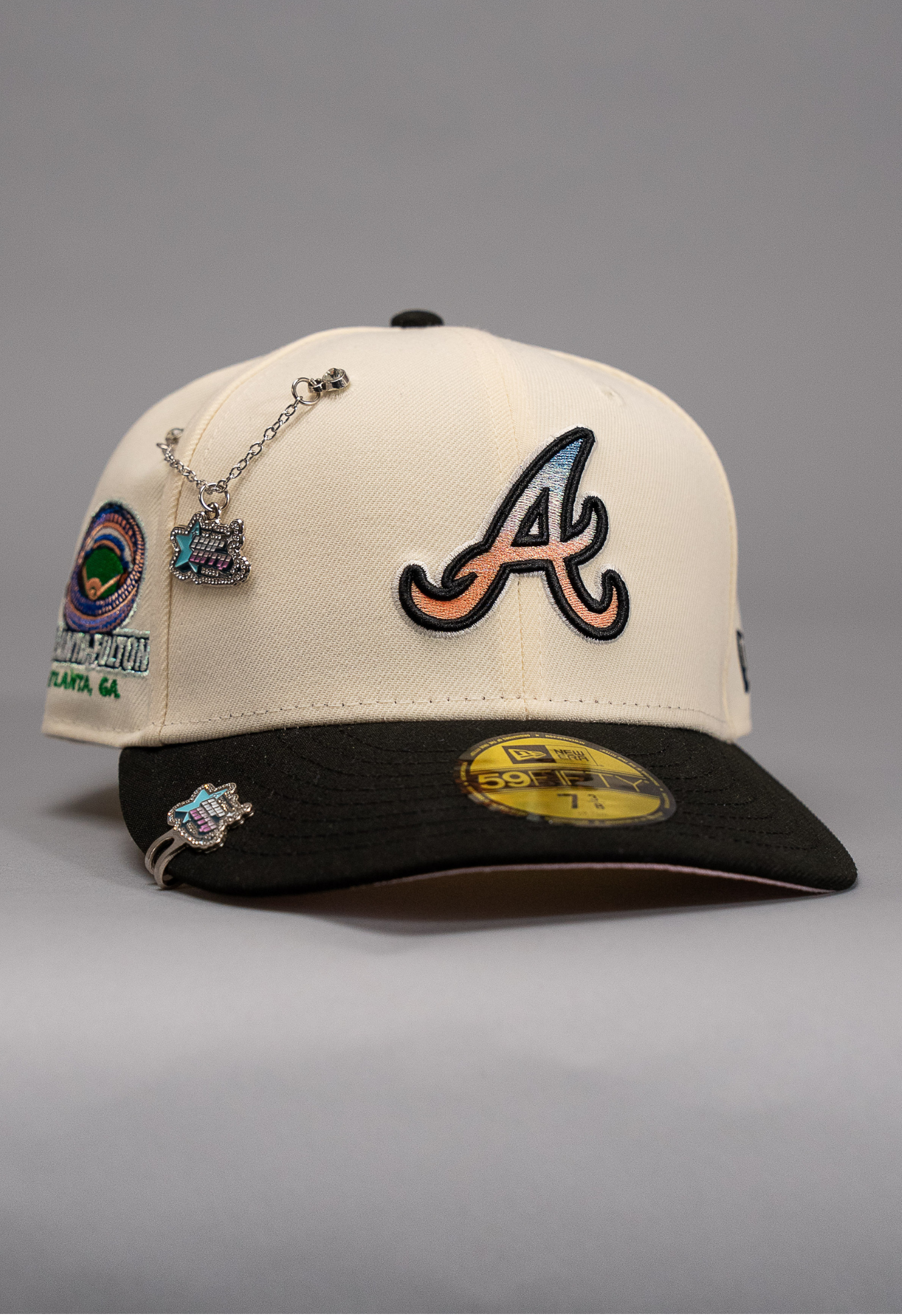 New Era Exclusive 59Fifty Chrome/Black Atlanta Braves W/ Atlanta-Fulton Side Patch