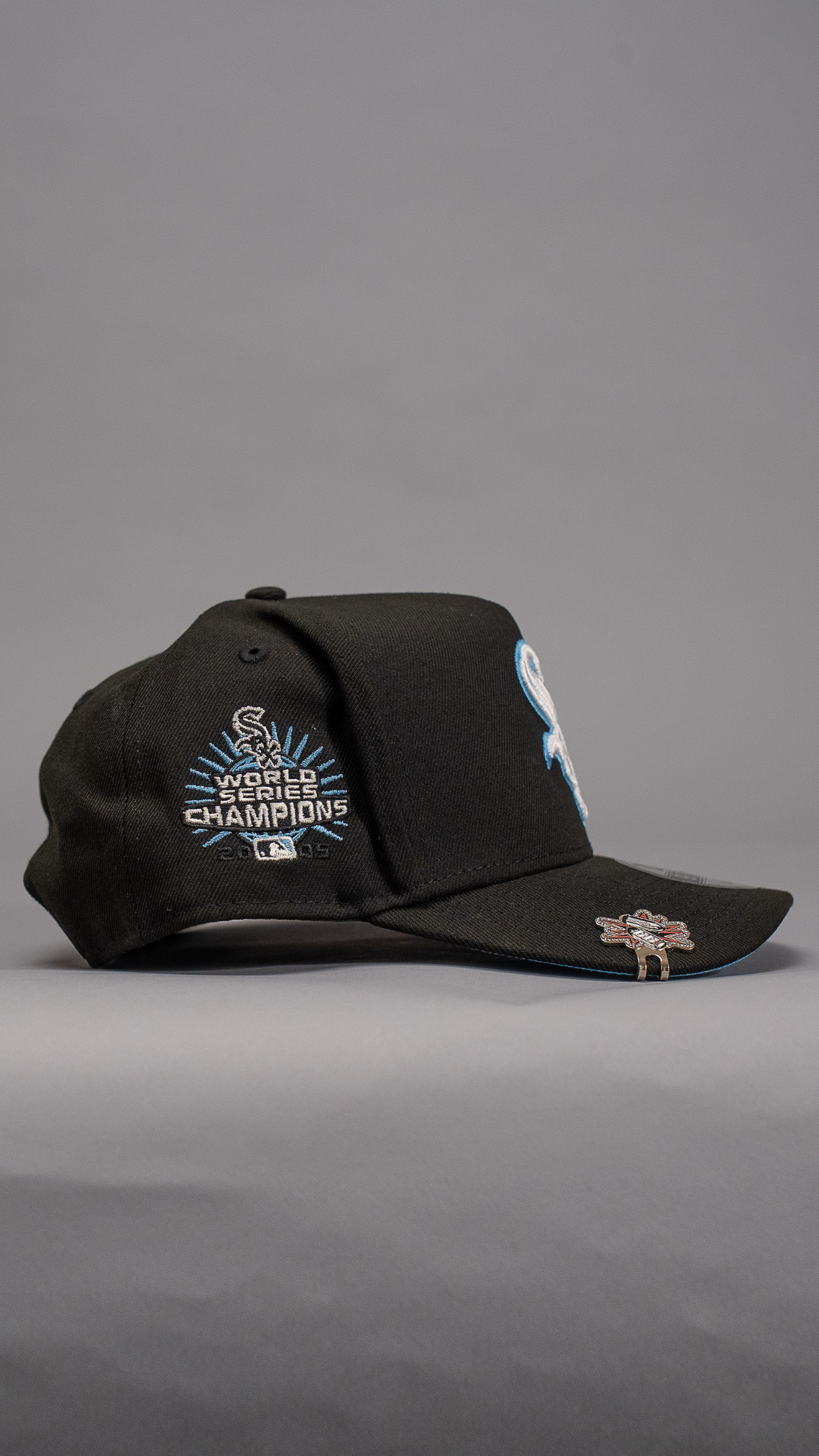 New Era 9Fifty A-Frame Black Chicago White Sox W/ World Series Champions Side Patch