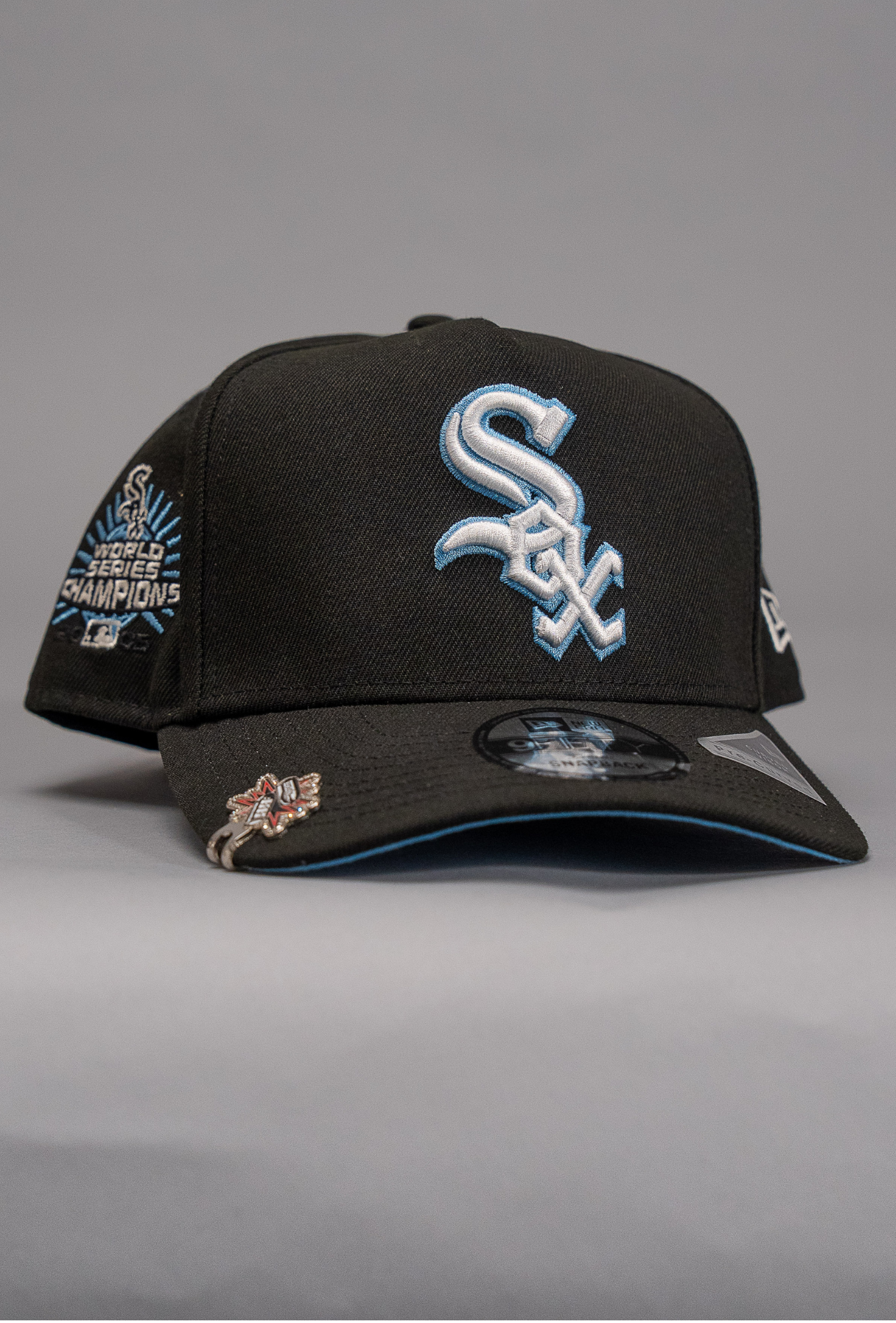 New Era 9Fifty A-Frame Black Chicago White Sox W/ World Series Champions Side Patch