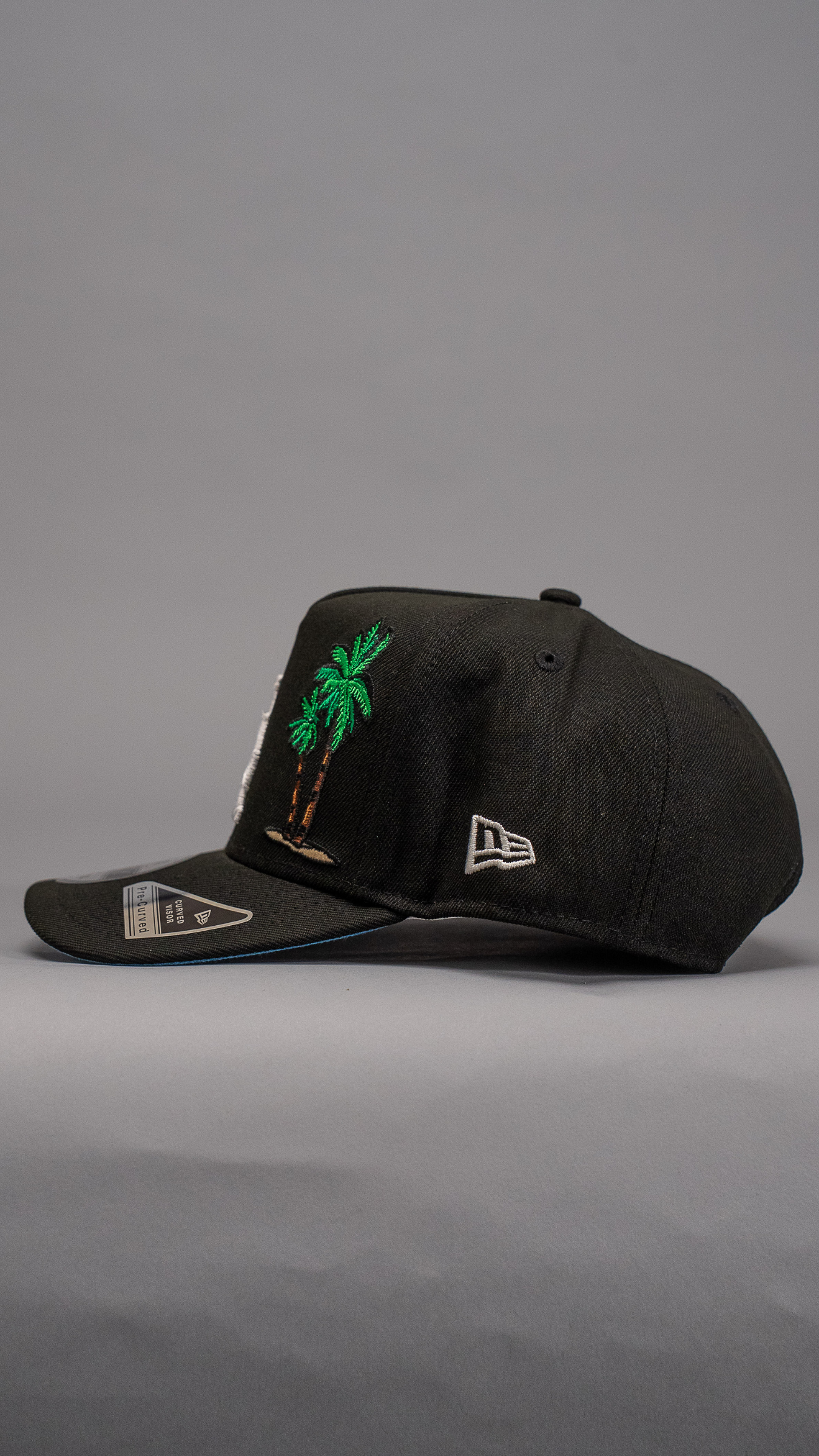 New Era 9Fifty A-Frame Black Los Angeles Dodgers W/ Palm Trees + 60th Anniversary Side Patch