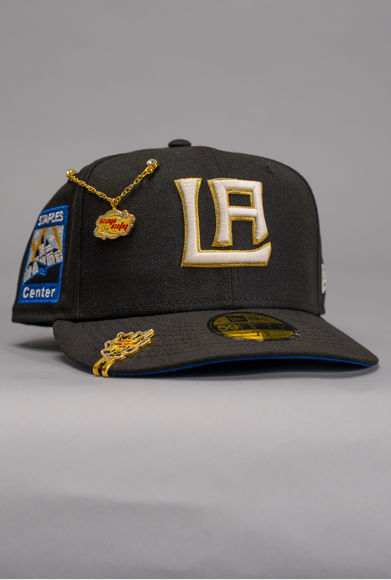 New Era Exclusive 59Fifty Black Los Angeles Kings W/ Staples Center Side Patch