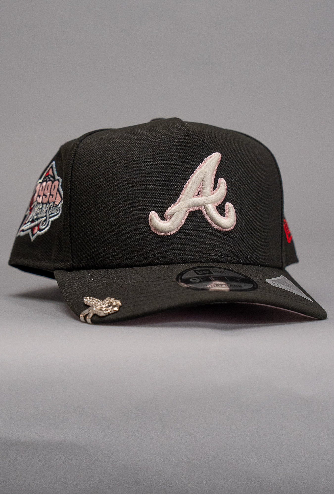 New Era 9Fifty A-Frame Black Atlanta Braves W/ 1999 World Series Side Patch