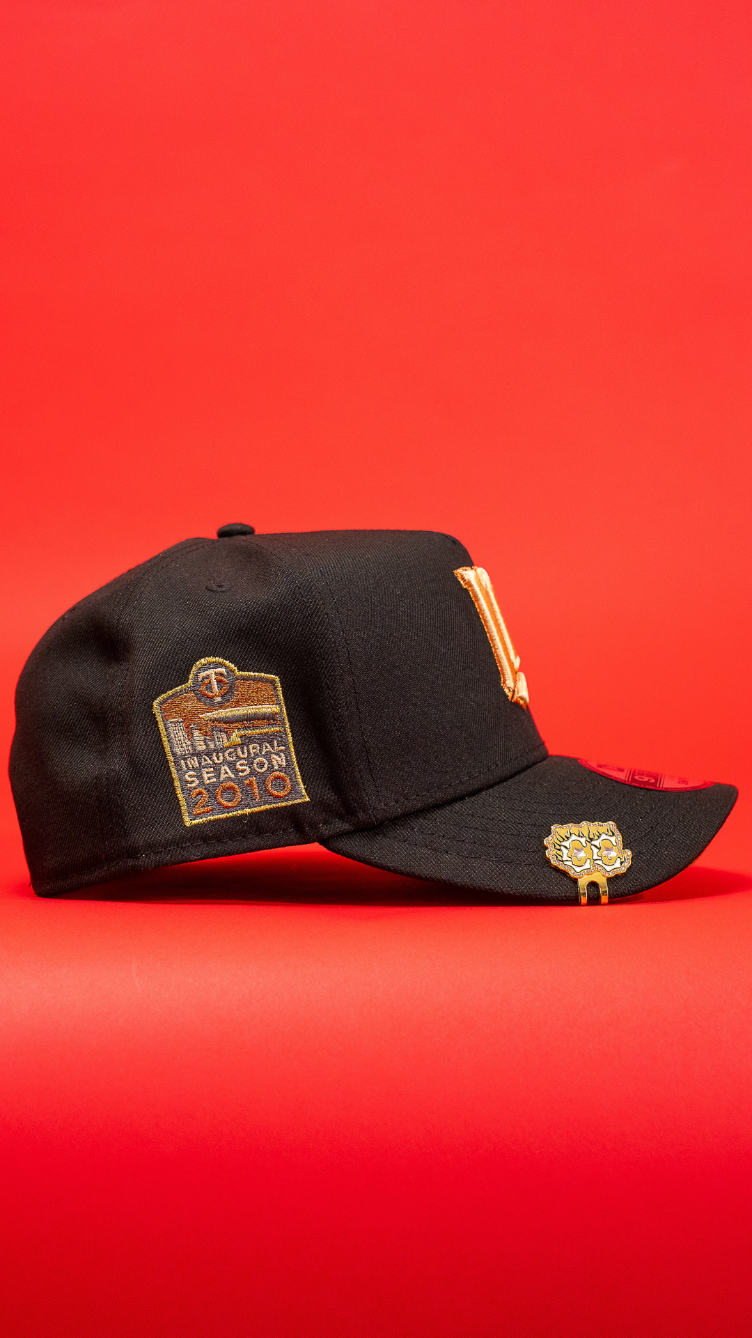 New Era 9Fifty A-Frame Black Minnesota Twins Snapback W/ 2010 Inaugural Season Side Patch