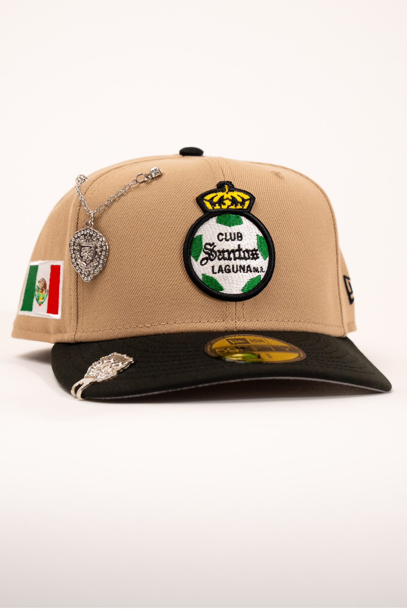 New Era Exclusive 59Fifty Camel/Black Santos Laguna W/ Mexico Flag Side Patch