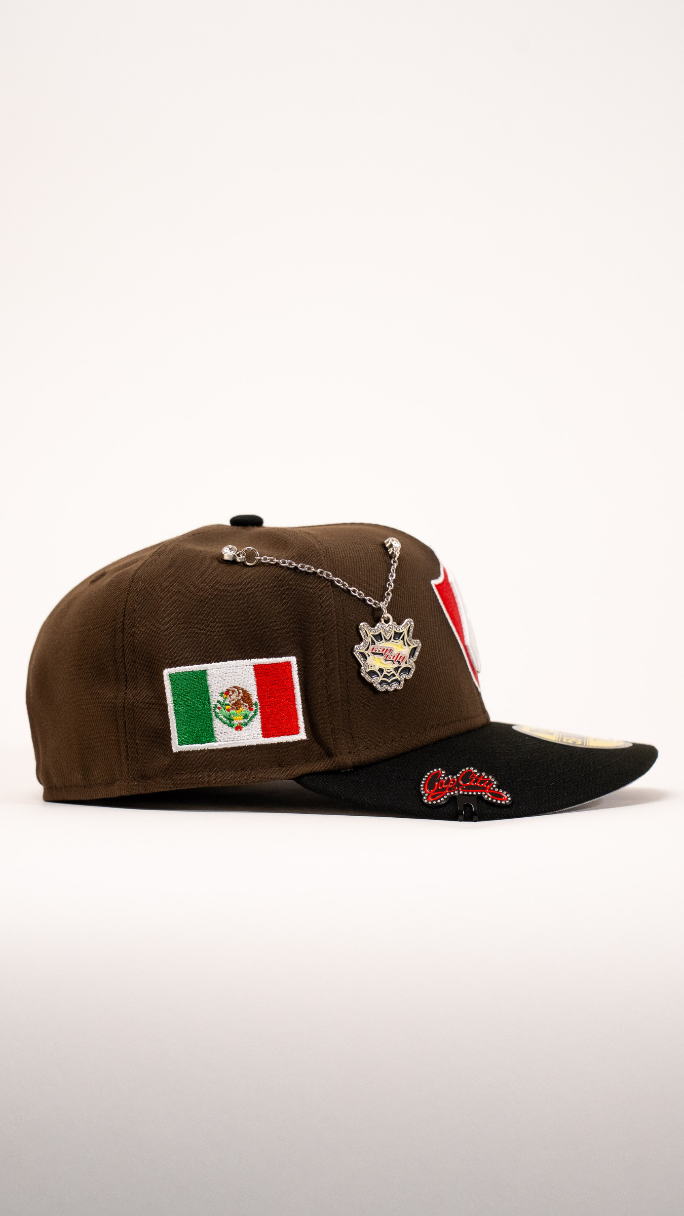 New Era Exclusive 59Fifty Brown/Black Atlas De Guadalajara W/ Mexico Flag Side Patch
