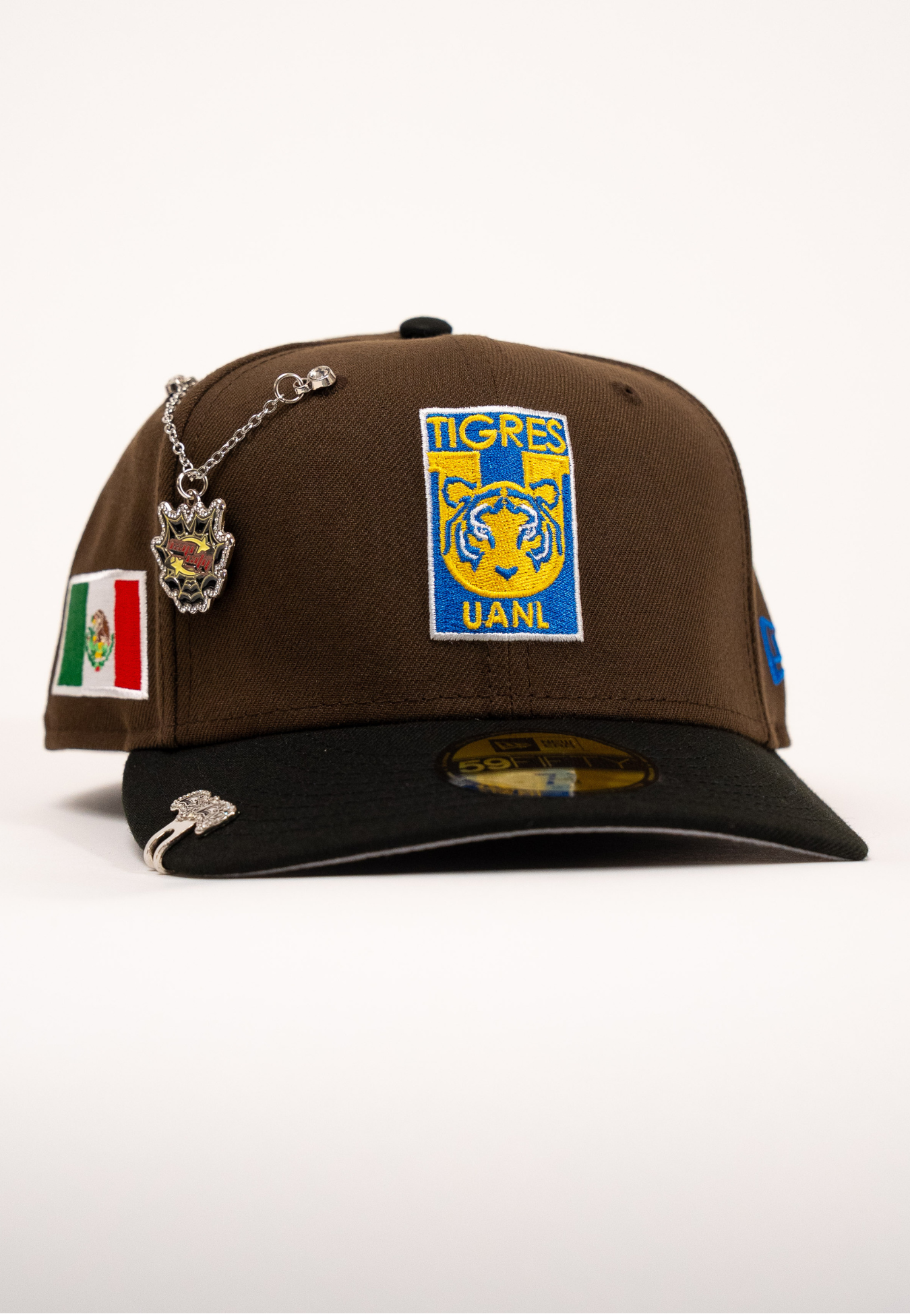 New Era Exclusive 59Fifty Brown/Black Club Tigres Uanl W/ Mexico Flag Side Patch