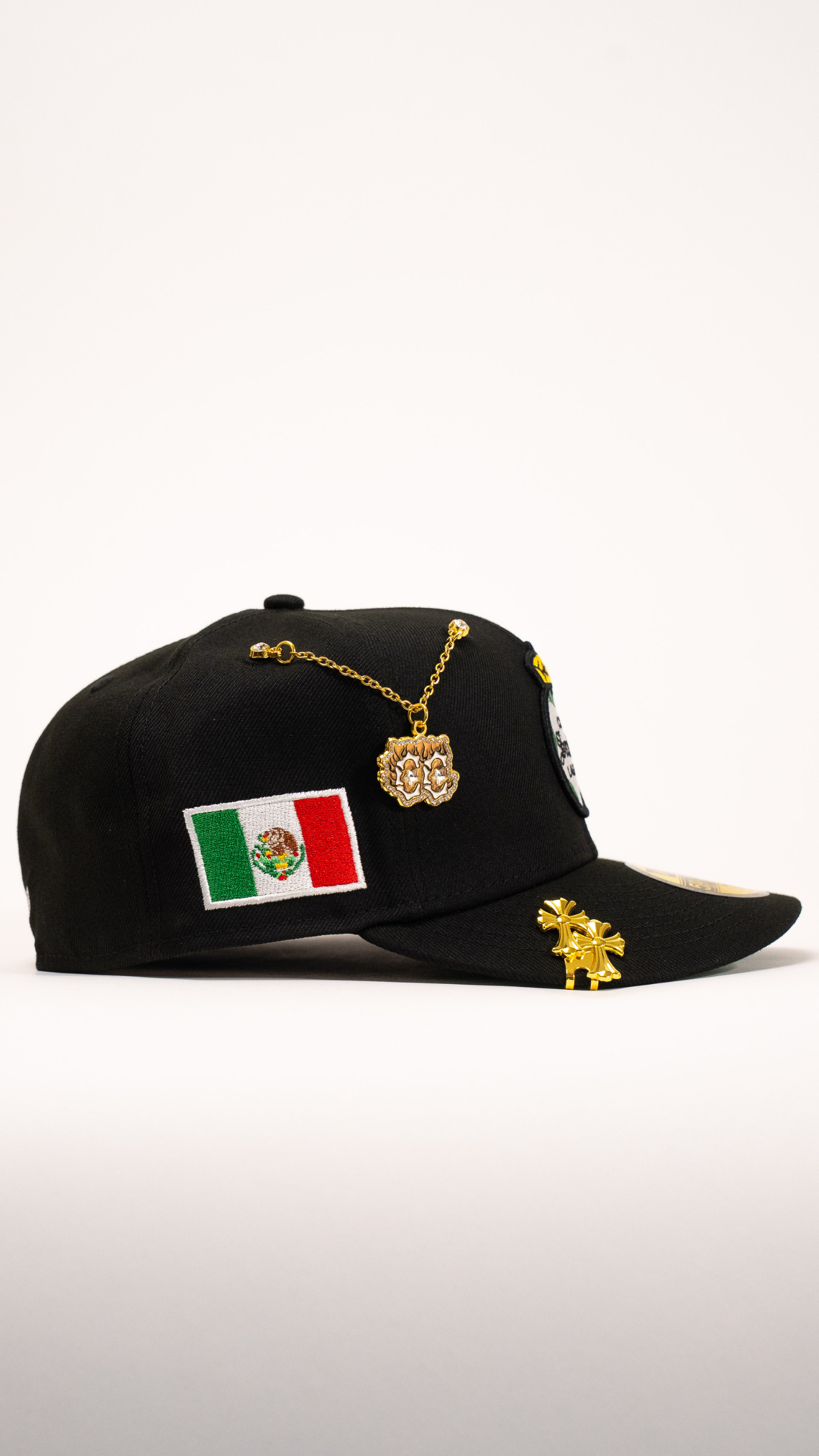 New Era Exclusive 59Fifty Black Santos Laguna W/ Mexico Flag Side Patch
