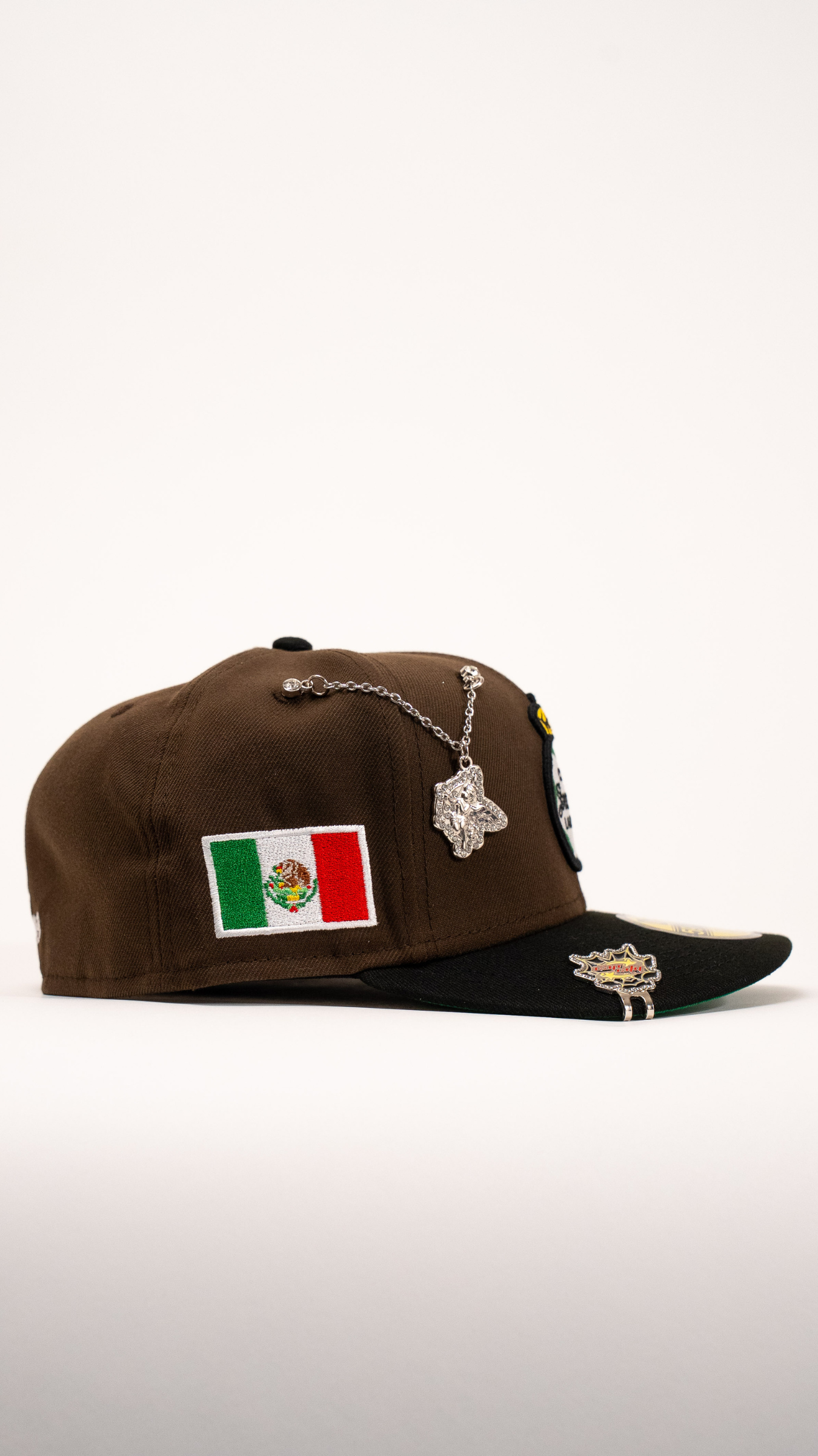 New Era Exclusive 59Fifty Brown/Black Santos Laguna W/ Mexico Flag Side Patch