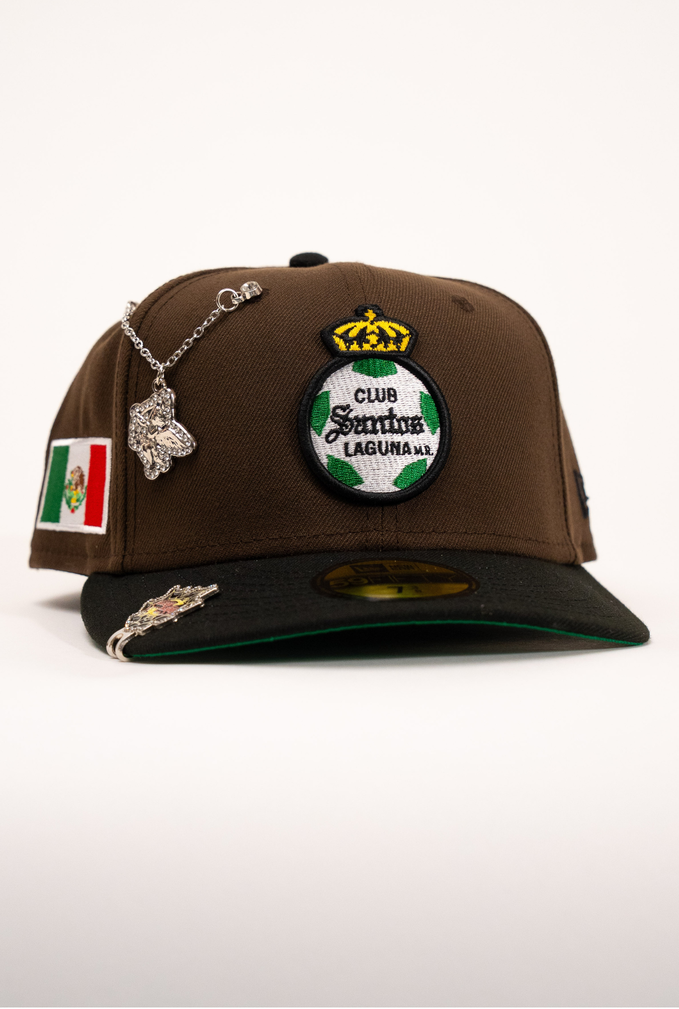 New Era Exclusive 59Fifty Brown/Black Santos Laguna W/ Mexico Flag Side Patch
