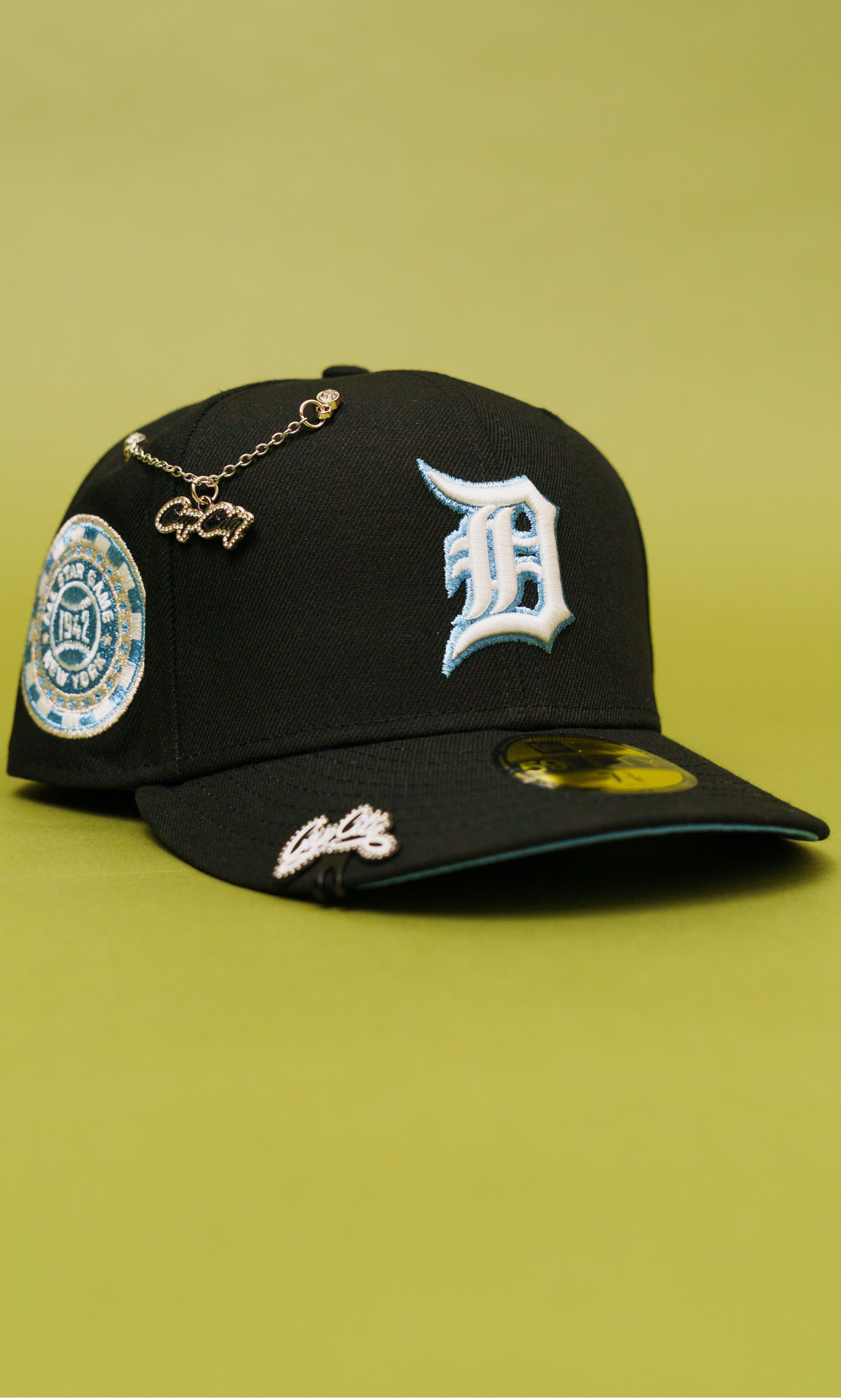 New Era Exclusive 59Fifty Black Detroit Tigers W/ World Series Side Patch