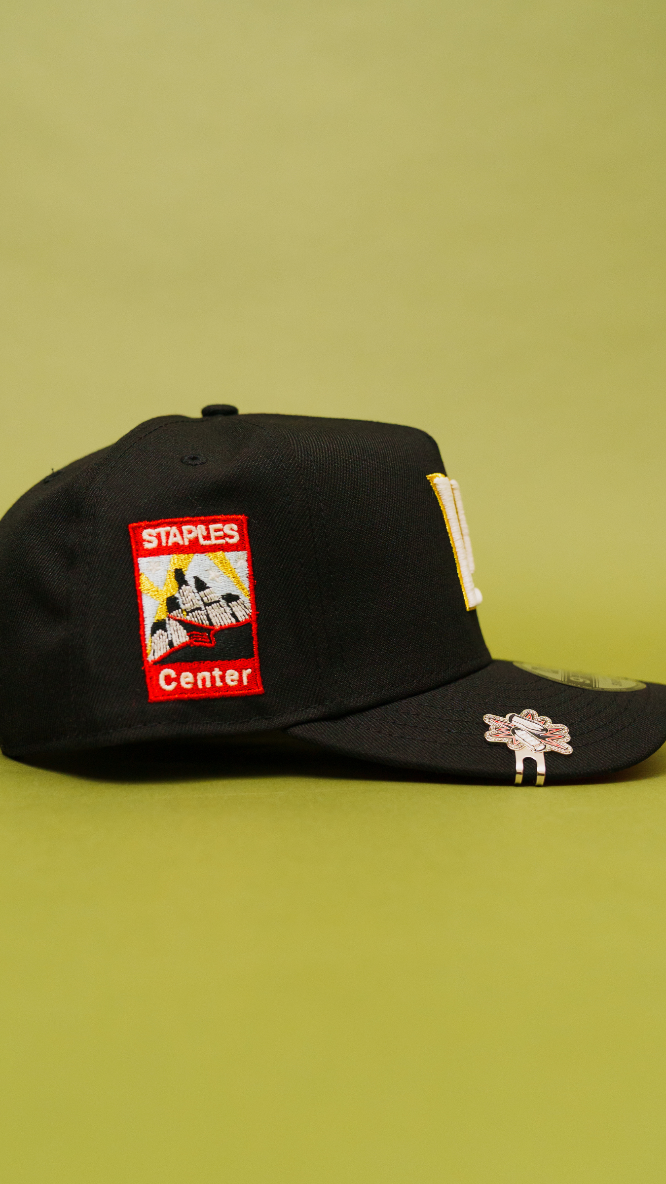 New Era 9Fifty A-Frame Black Los Angeles Kings Snapback W/ Staples Center Side Patch