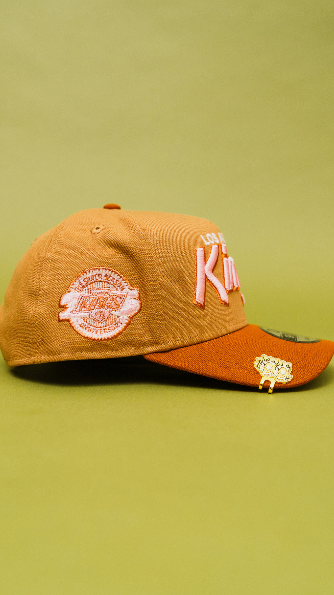 New Era 9Fifty A-Frame Beige/Khaki Los Angeles Kings Script Snapback W/ "Kings" Side Patch