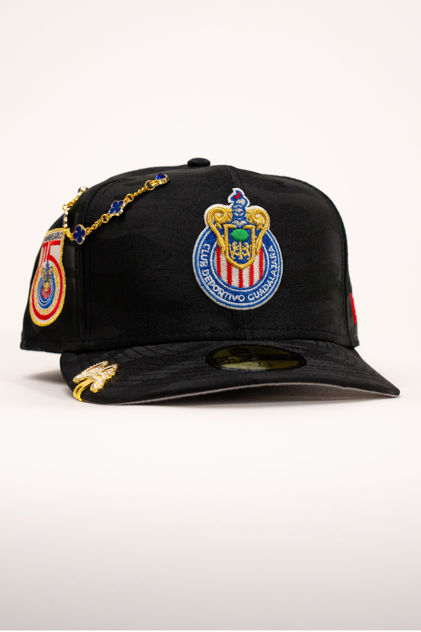 New Era Exclusive 59Fifty Black Camo Chivas De Guadalajara W/ 115th Anniversary Side Patch