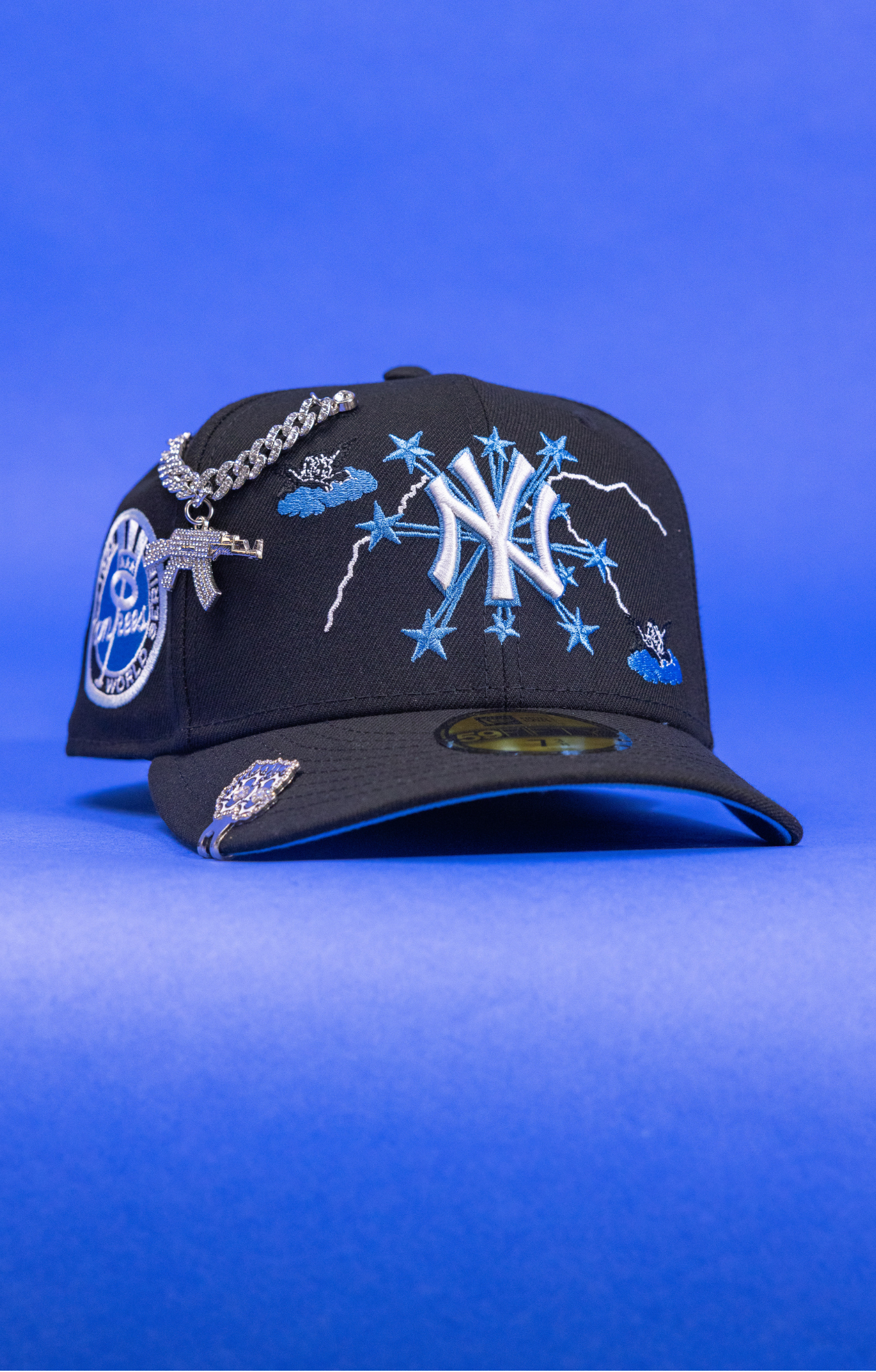New Era Exclusive 59Fifty Black New York Yankees W/ Embroidery + 1962 World Series Side Patch