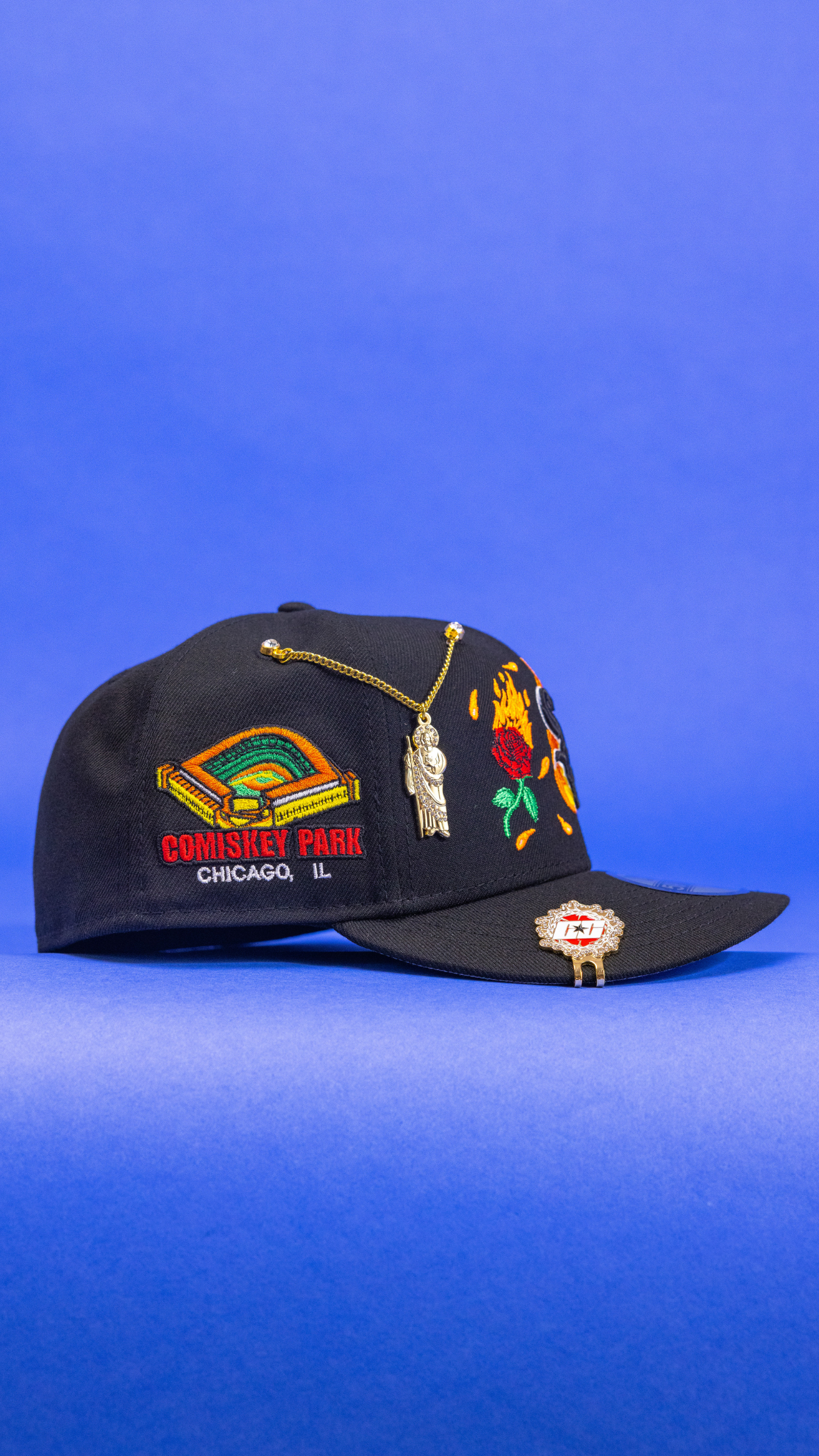 New Era Exclusive 59Fifty Black New York Yankees W/ Burnt Roses + 1999 World Series Side Patch
