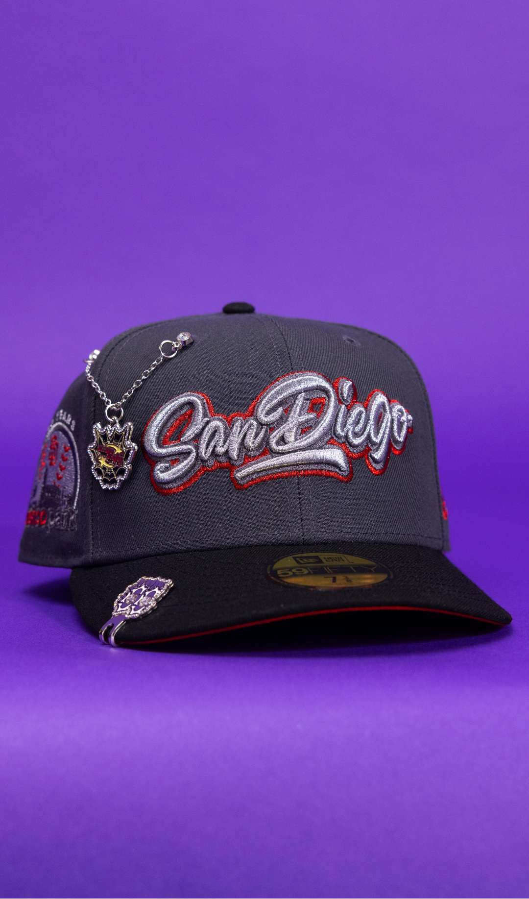 New Era Exclusive 59Fifty Grey/Black San Diego Padres Script W/ Petco Park Side Patch