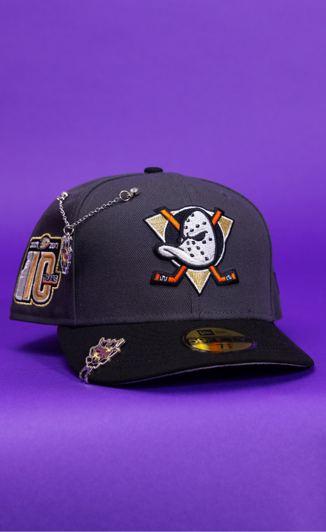 New Era Exclusive 59Fifty Grey/Black Anaheim Ducks W/ 10th Anniversary Side Patch