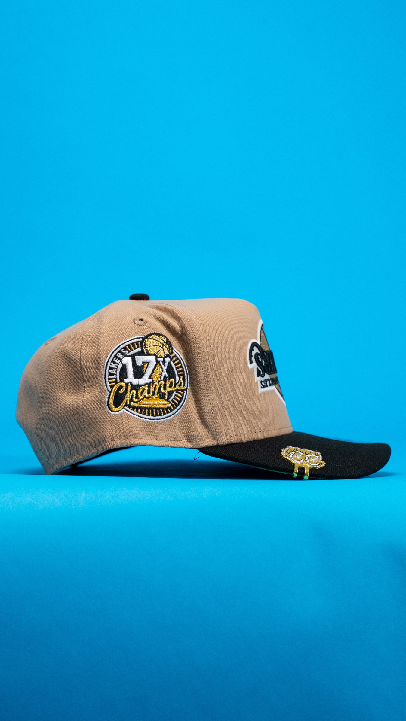 New Era 9Fifty A-Frame Camel/Black Upside Down Los Angeles Lakers Snapback W/ 17x Champions Side Patch