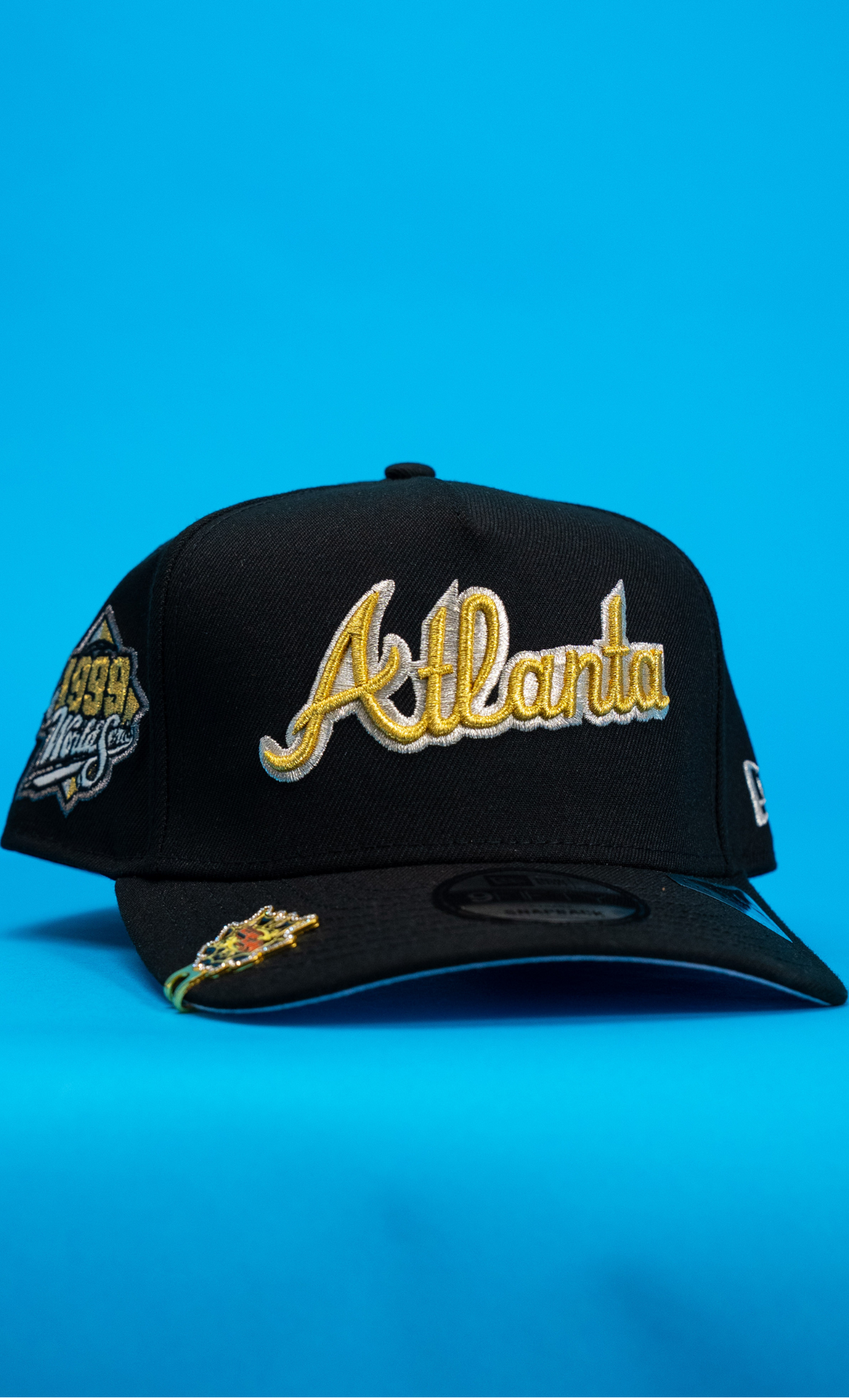 New Era 9Fifty A-Frame Black Atlanta Braves Script Snapback W/ 1999 World Series Side Patch