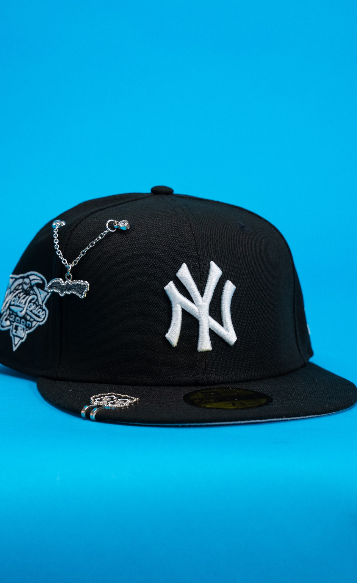 New Era Exclusive 59Fifty Black New York Yankees W/ 2000 World Series Side Patch