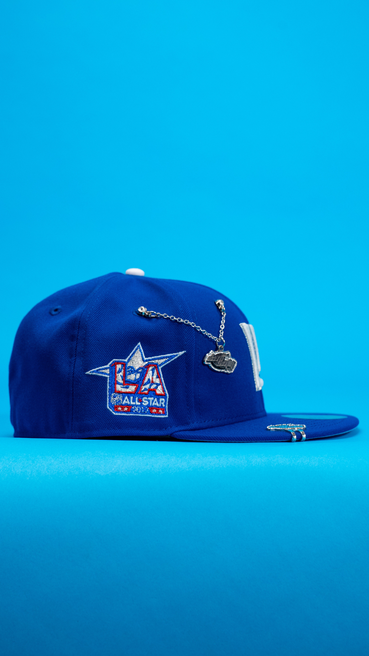 EXCLUSIVO DE NEW ERA 59FIFTY CHROME BLANCO/AZUL TEXAS RANGERS CON 40 ANIVERSARIO 