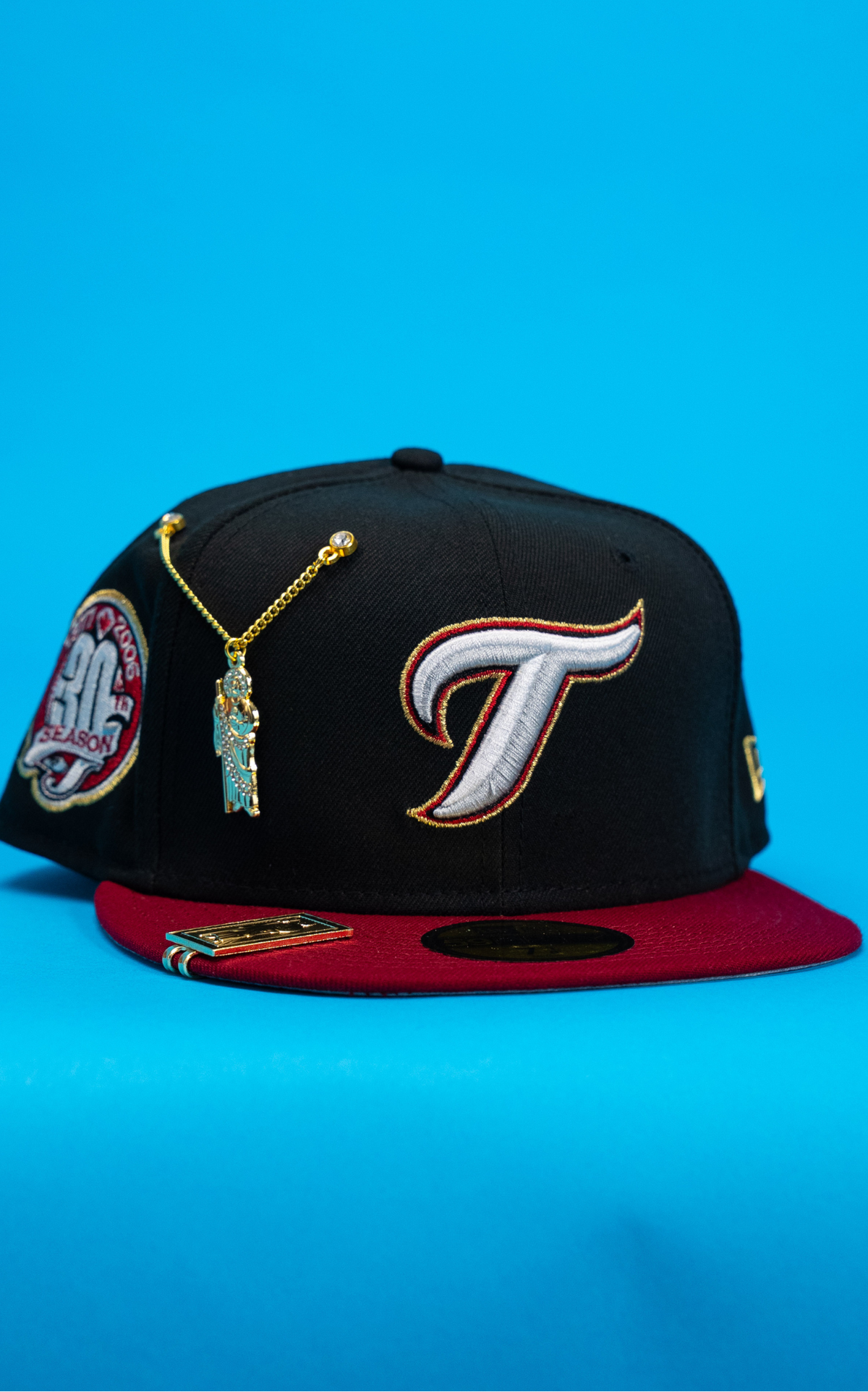 New Era Exclusive 59Fifty Black/Burgundy Toronto Blue Jays W/ 30th Season Side Patch