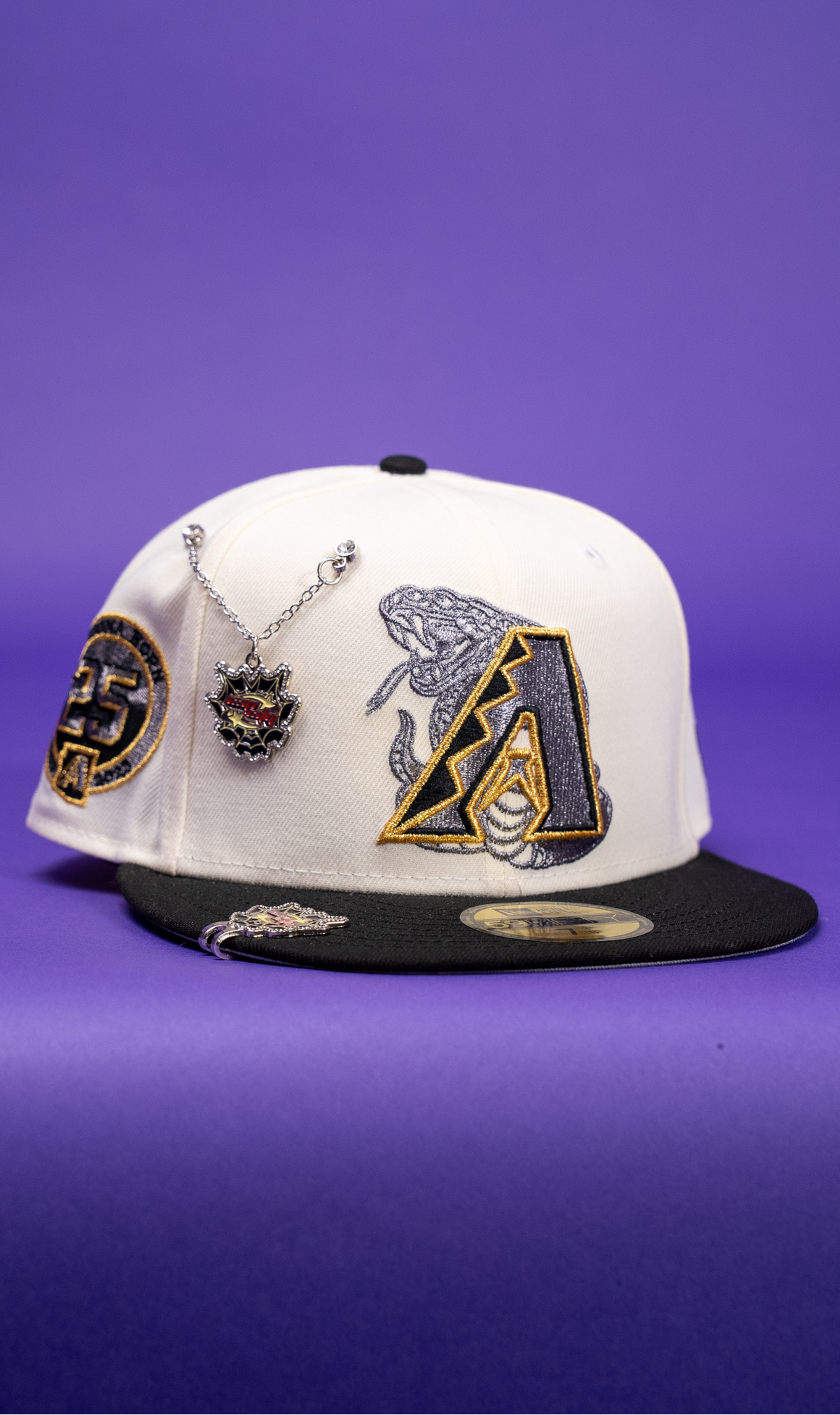 New Era Exclusive 59Fifty Chrome/Black Arizona Diamondbacks W/ 25th Anniversary Side Patch