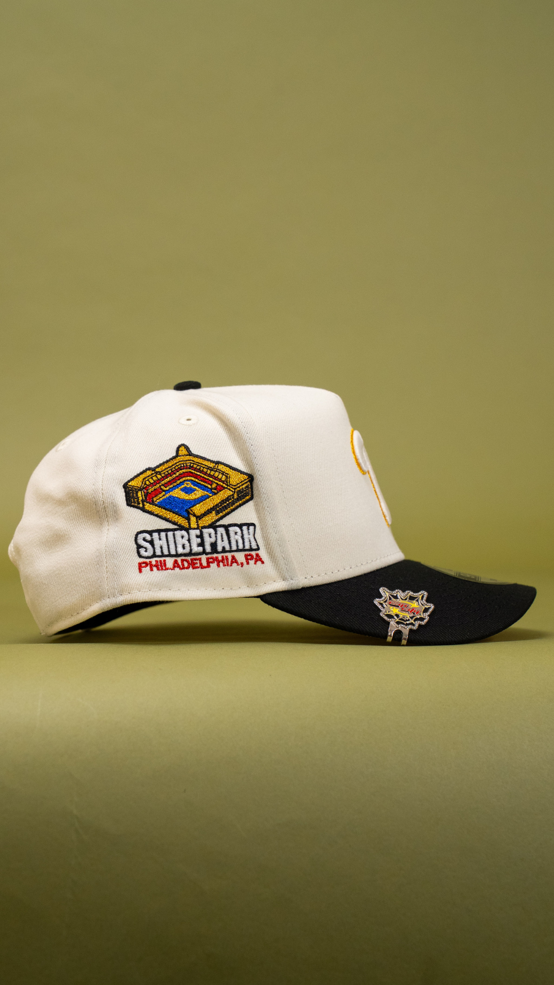 New Era 9Fifty A-Frame Chrome/Black Philadelphia Phillies Snapback W/ Shibe Park Side Patch