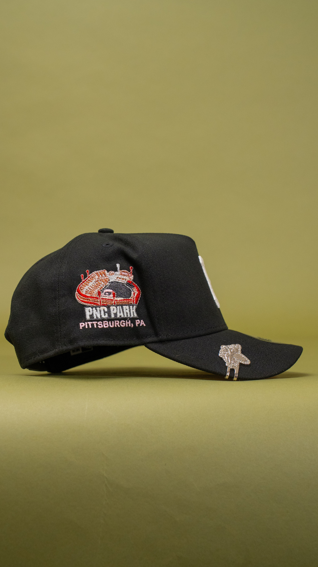 New Era 9Fifty A-Frame Black Pittsburgh Pirates Snapback W/ PNC Park Side Patch