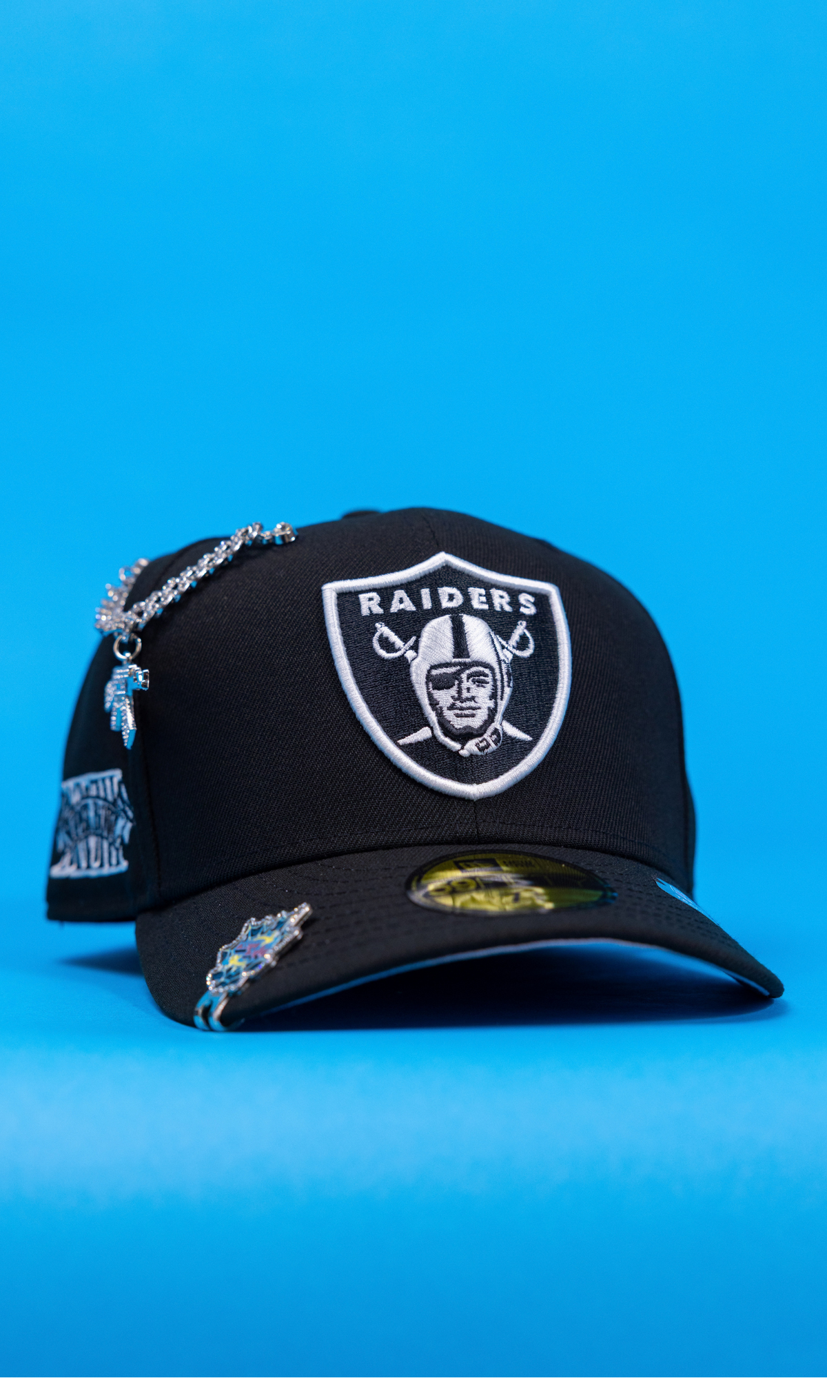 New Era Exclusive 59Fifty Black Las Vegas Raiders W/ XVIII Super Bowl Side Patch