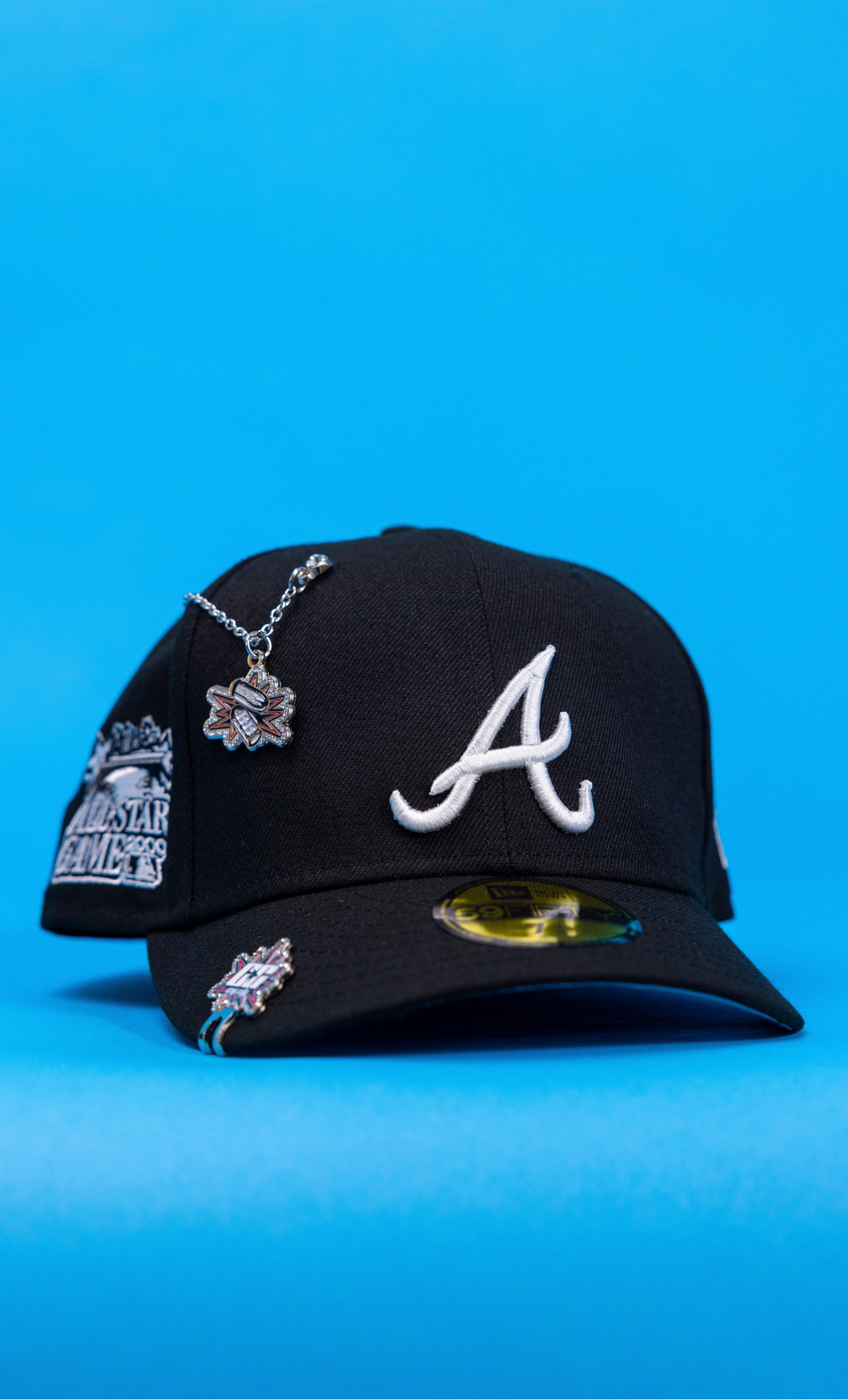 New Era Exclusive 59Fifty Black Atlanta Braves W/ 2000 All Star Game Side Patch