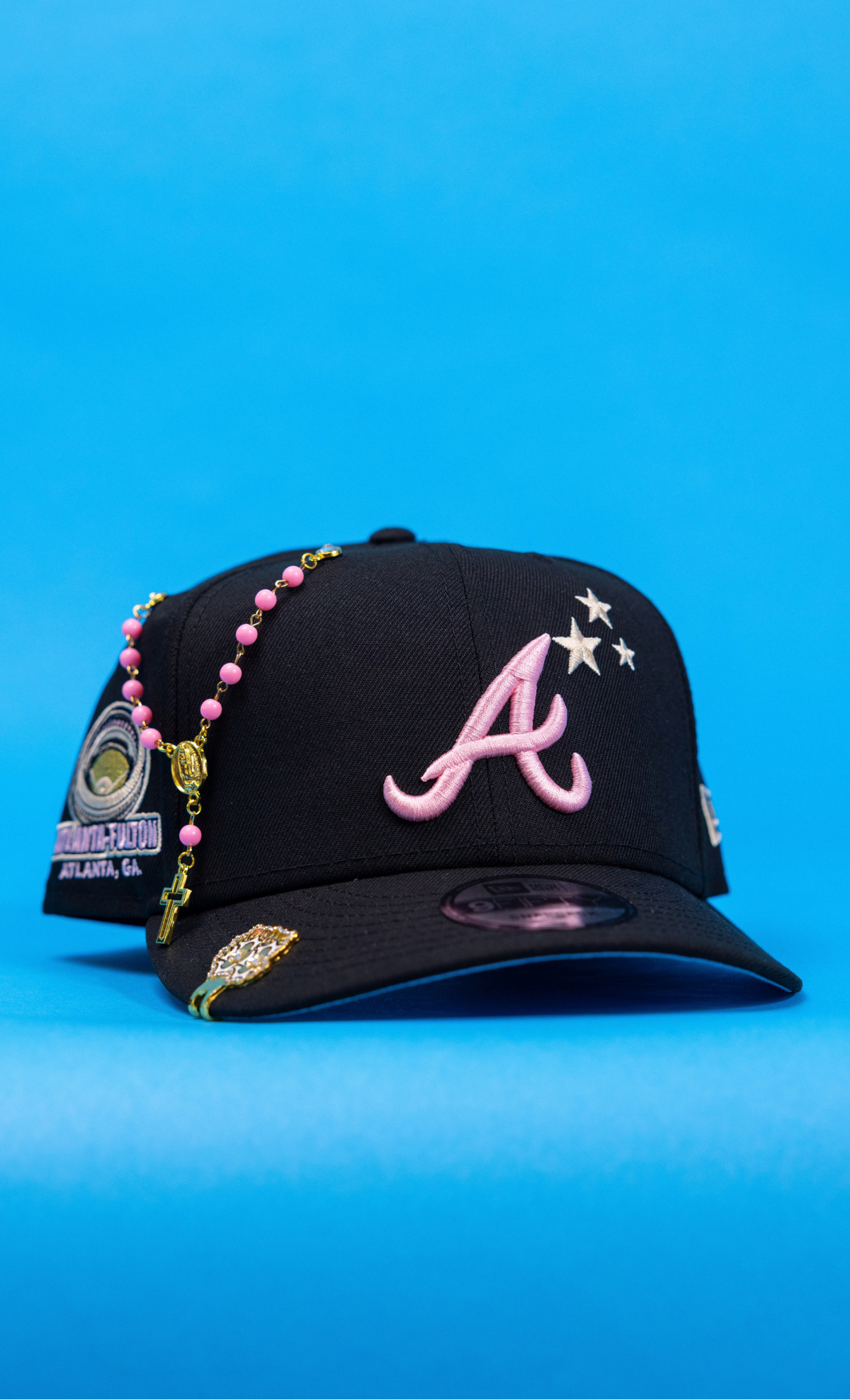 New Era Exclusive 9Fifty Black Atlanta Braves Snapback W/ Atlanta-Fulton Side Patch