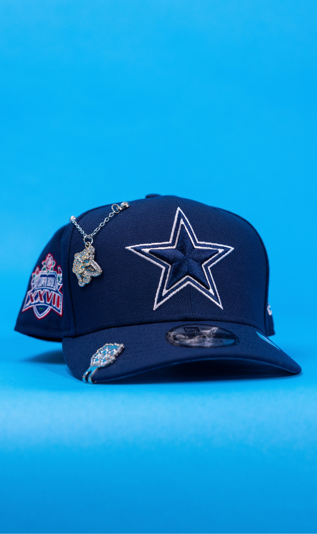 New Era Exclusive 9Fifty Navy Dallas Cowboys Snapback W/ XXVII Super Bowl Side Patch