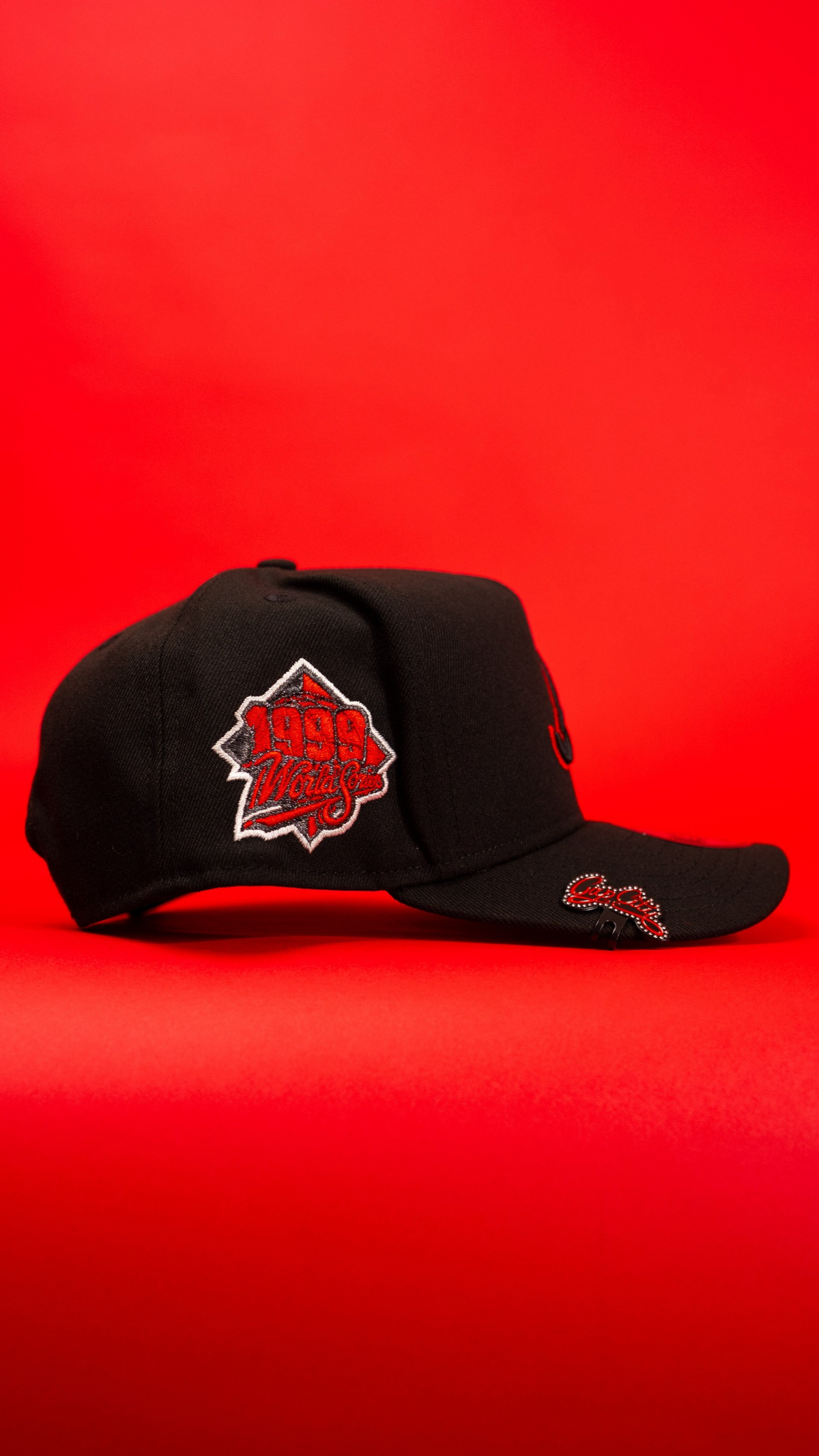 New Era 9Fifty A-Frame Black Atlanta Braves Snapback W/ Outline + 1999 World Series Side Patch