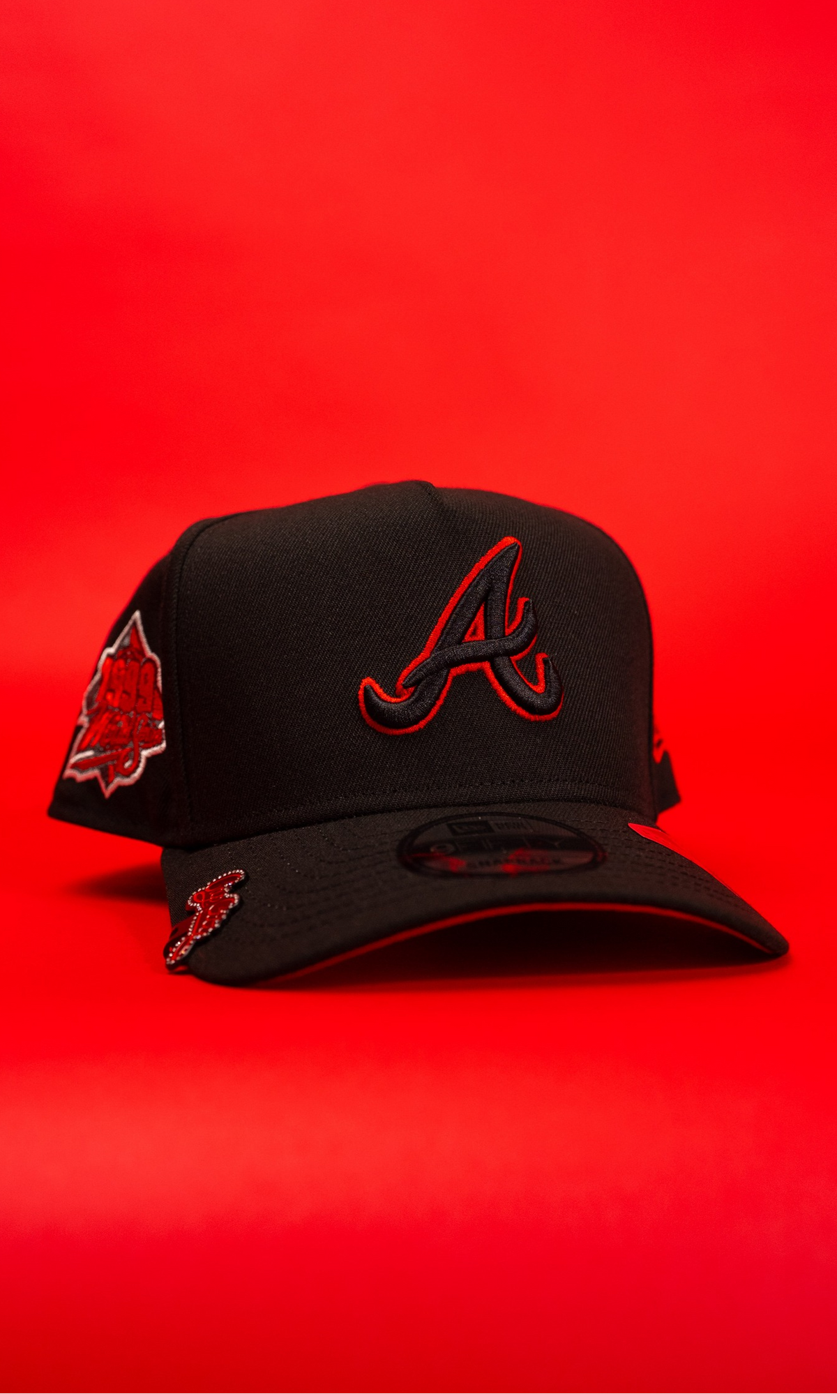 New Era 9Fifty A-Frame Black Atlanta Braves Snapback W/ Outline + 1999 World Series Side Patch