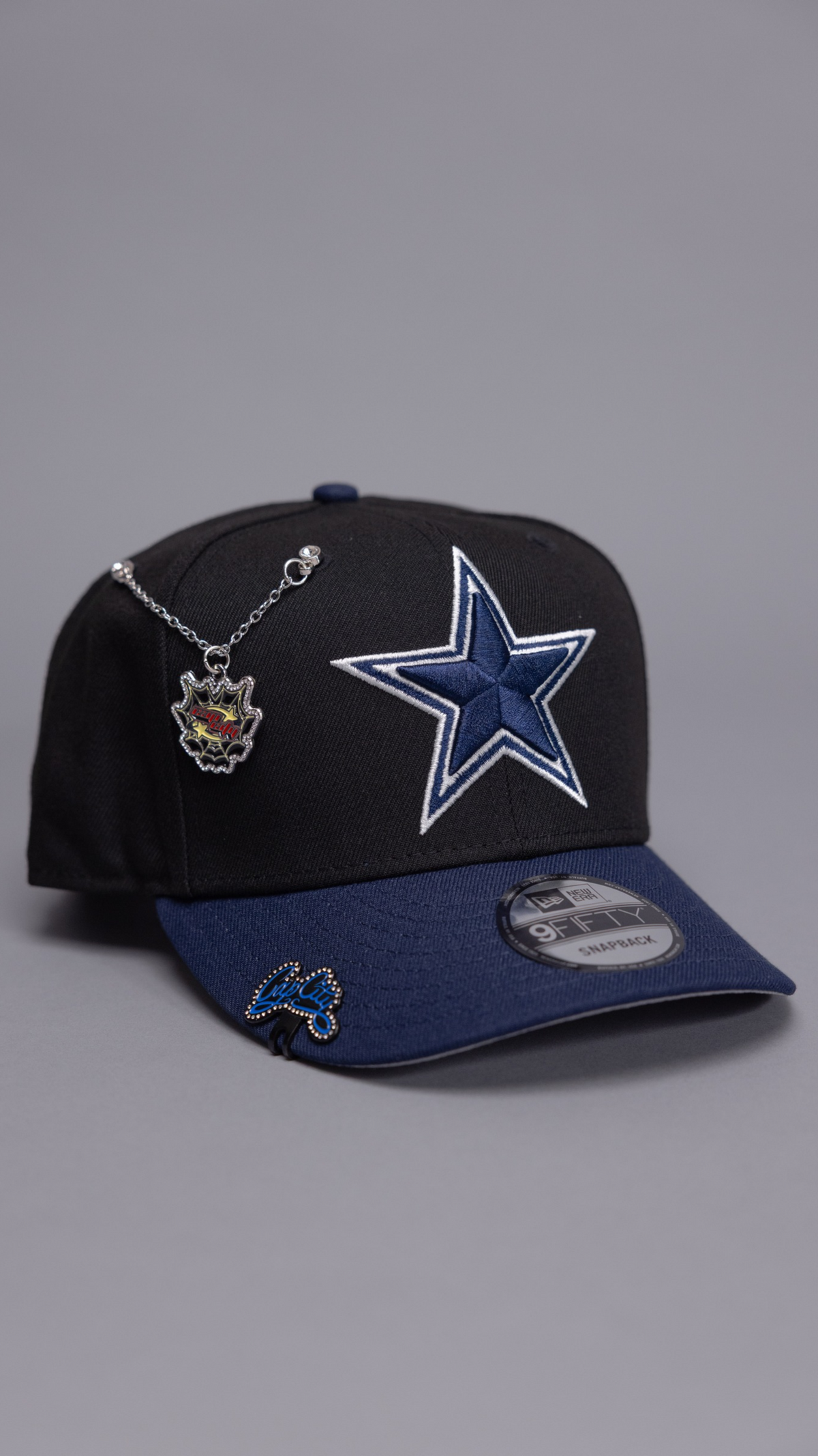 New Era Exclusive 9Fifty Black/Navy Dallas Cowboys Two Tone Snapback