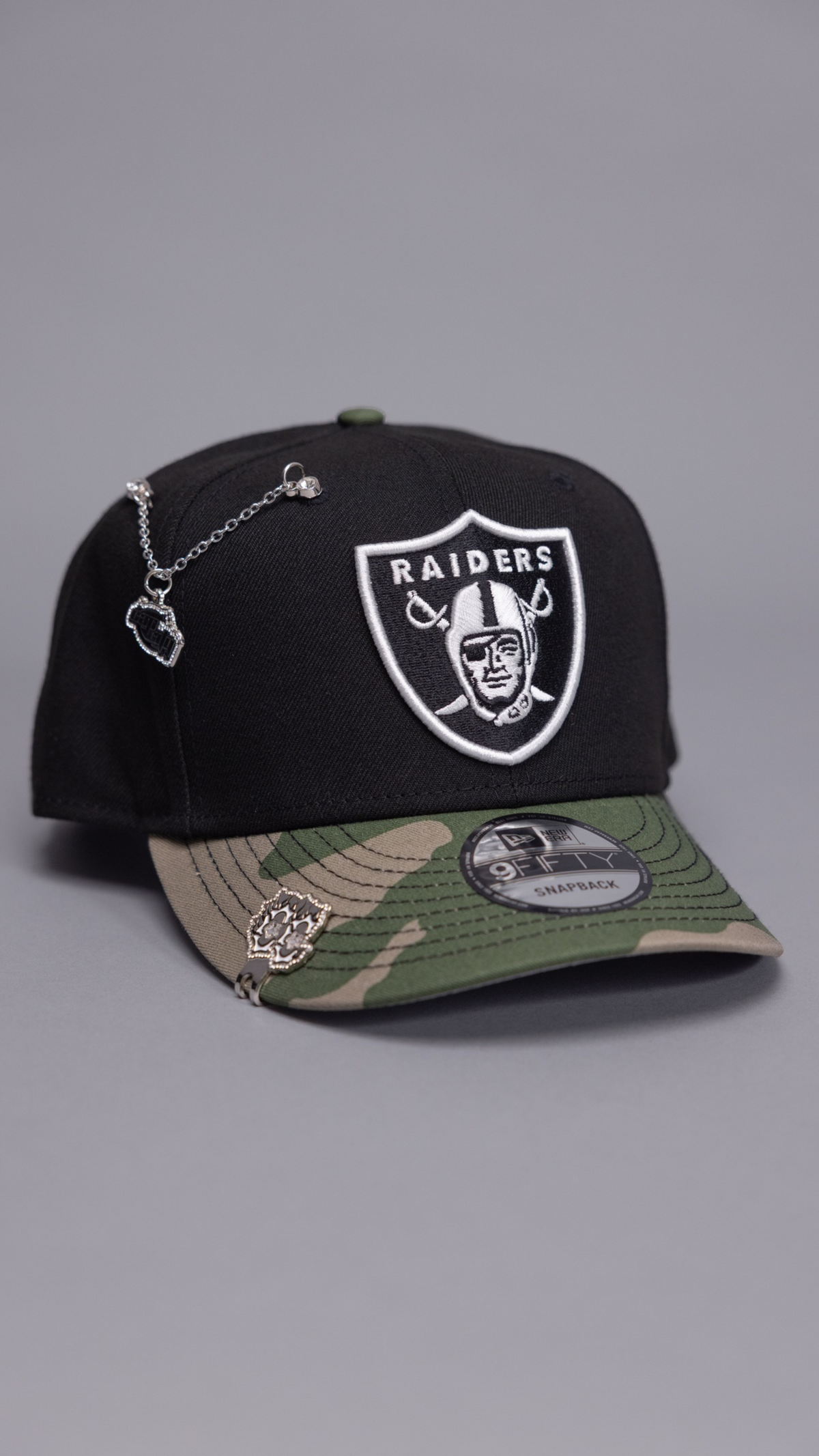 New Era Exclusive 9Fifty Black/Camouflage Las Vegas Raiders Snapback