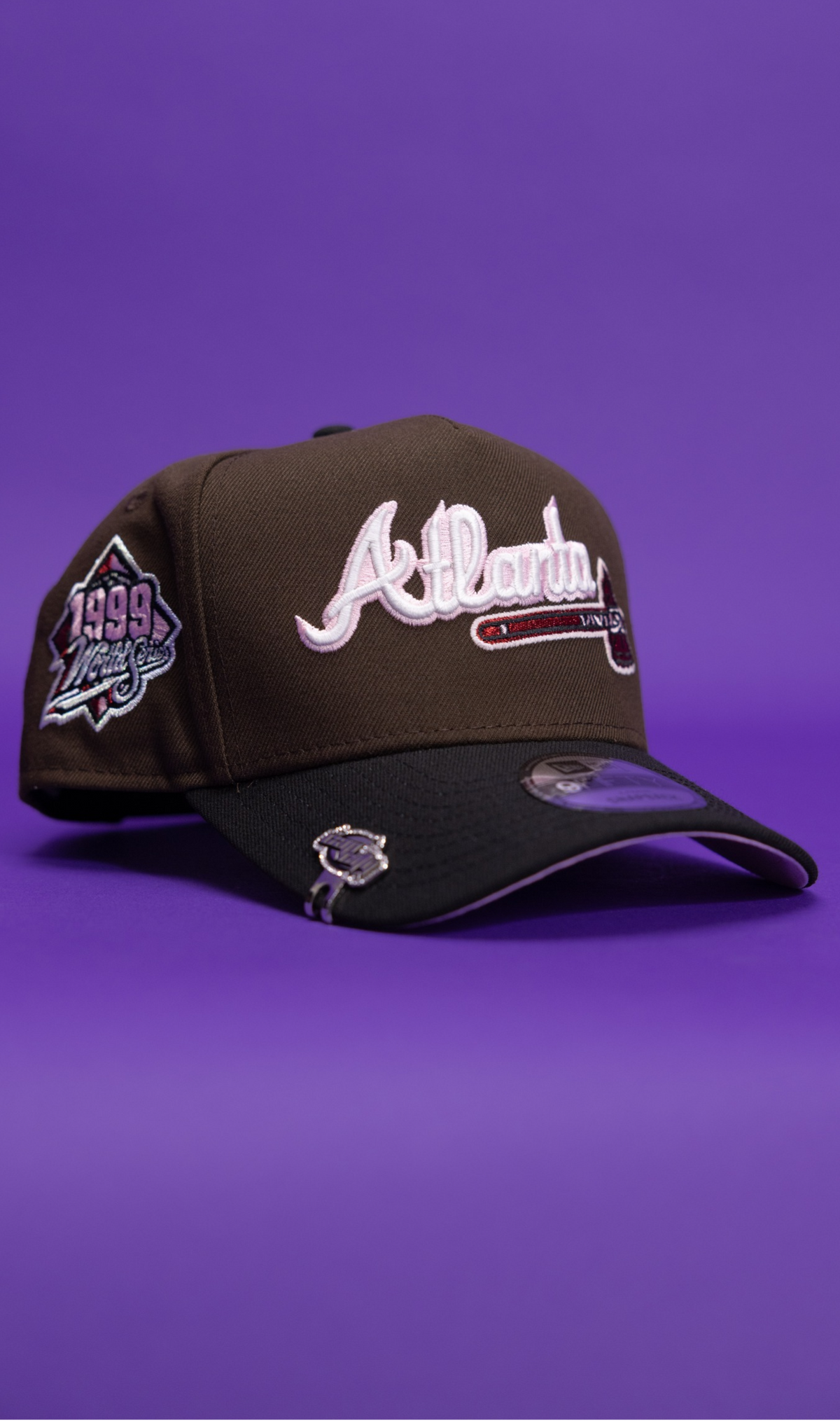 New Era 9Fifty A-Frame Brown/Black Atlanta Braves Script Snapback W/ 1999 World Series Side Patch