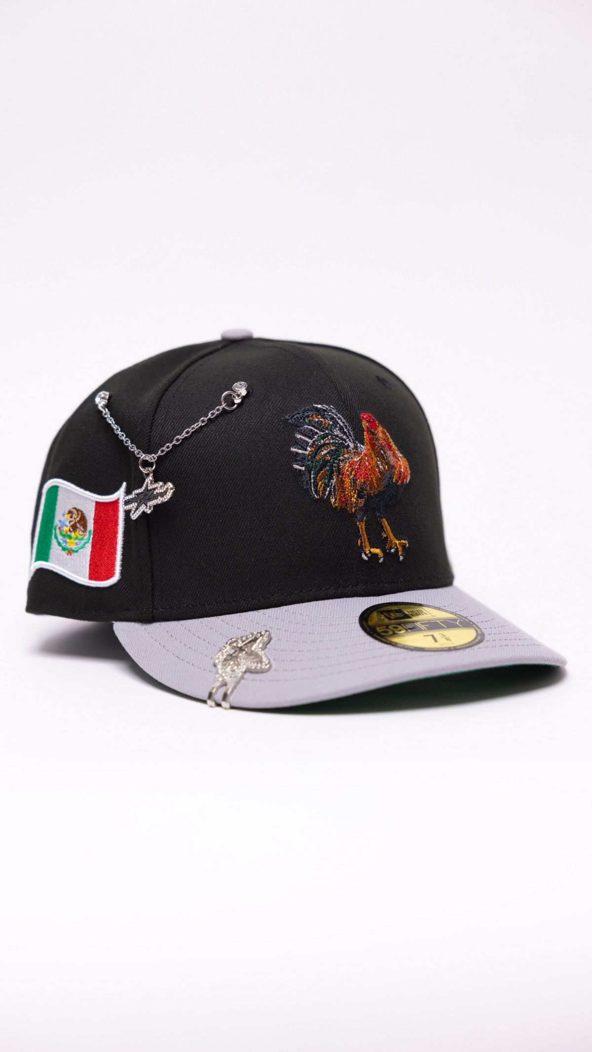 New Era Exclusive 59Fifty Black/Grey Mexico "El Gallo" W/ Mexico Flag Side Patch