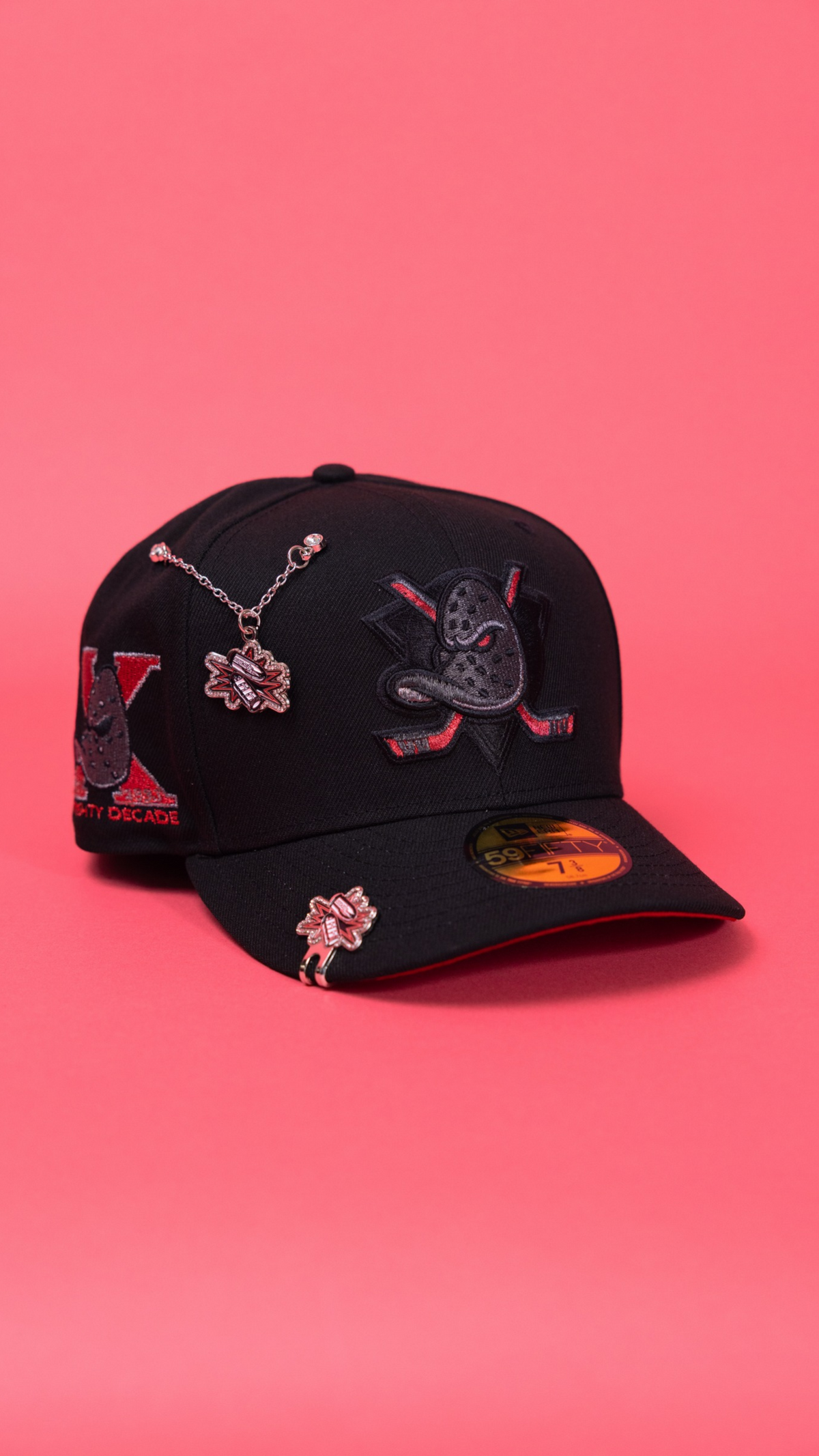 Anaheim Ducks Blacked Out 59Fifty Fitted – Black