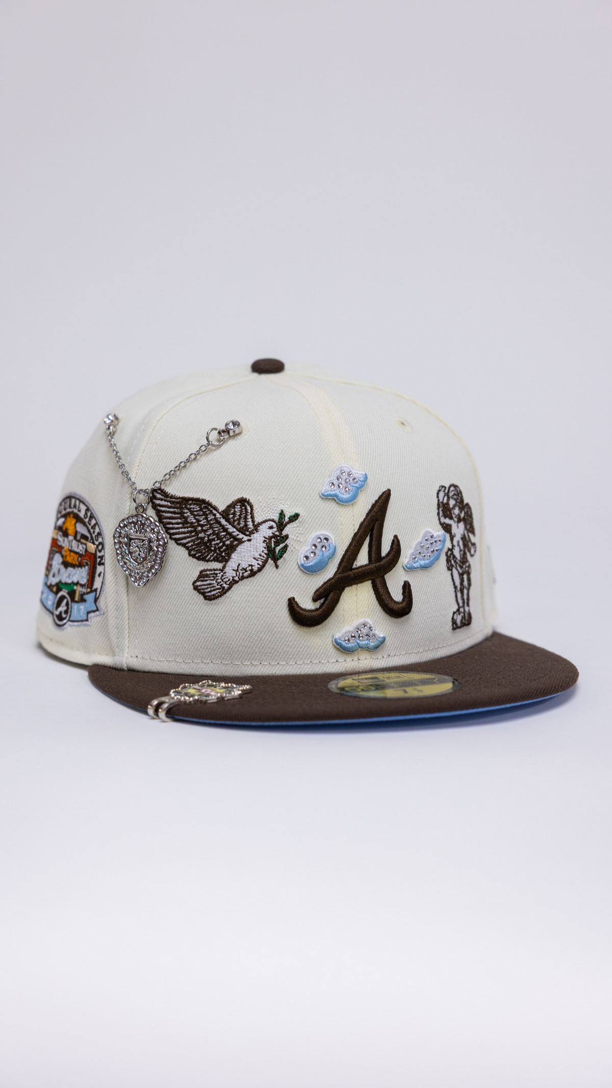 Atlanta Braves Heavenly City 2.0 59Fifty Fitted – Chrome/Brown